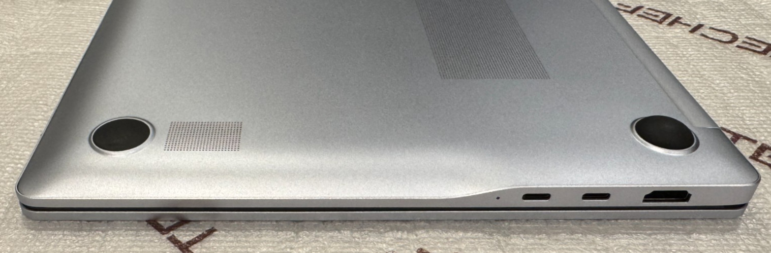 Samsung Galaxy Book4 Edge 15.6″ FHD Laptop Snapdragon X Plus 16GB RAM 512GB SSD
