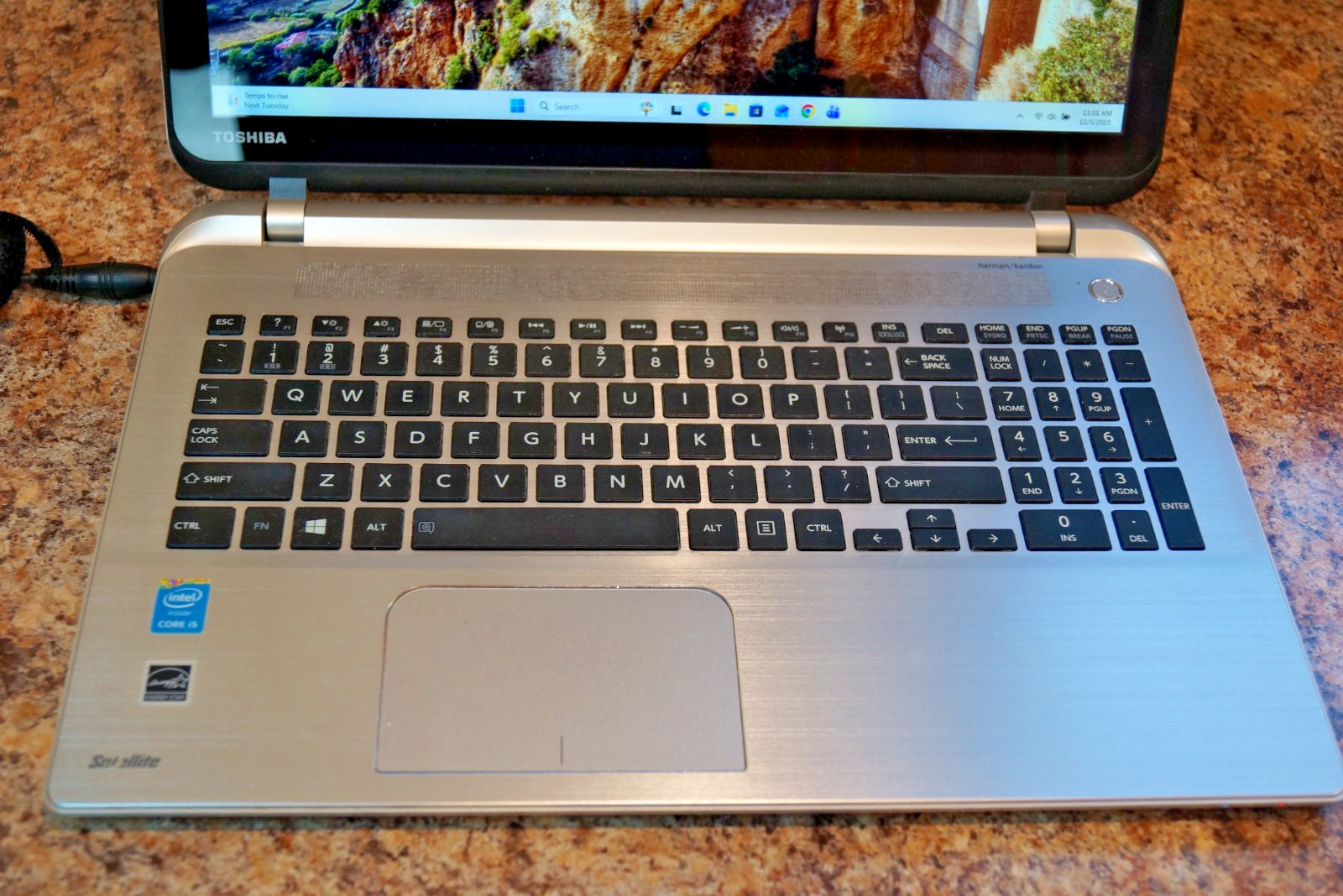 Active 25H2 Version WIN11 PRO Toshiba S55t-B5152 Gen5 i5@2.20GHz,8GB RAM,500GB