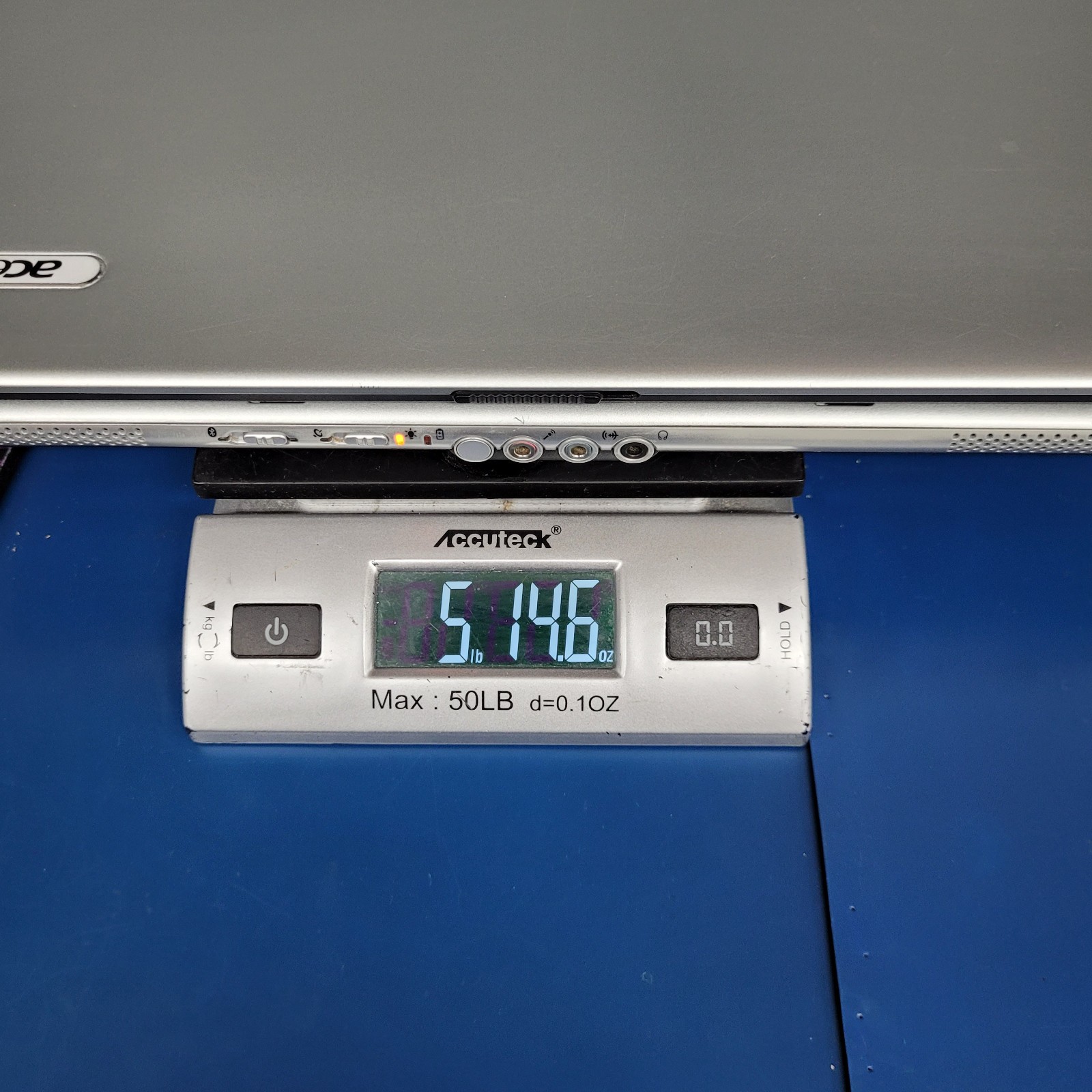 Acer Aspire 3100-1718 BL51 AMD Sempron 3500 @1.00 GHz + 256 MB RAM No HDD