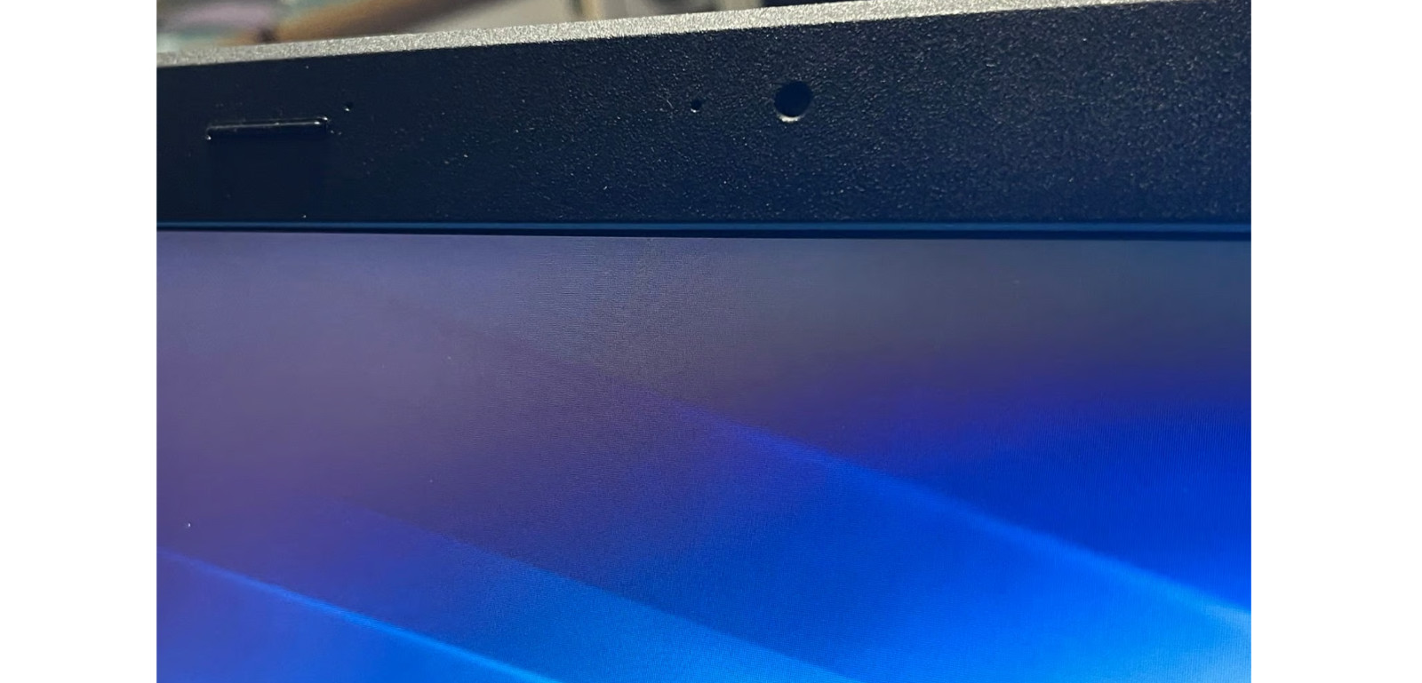 ASUS X44H Intel Celeron B815 1.60GHz RAM: 2GB DDR3 Storage: 320GB