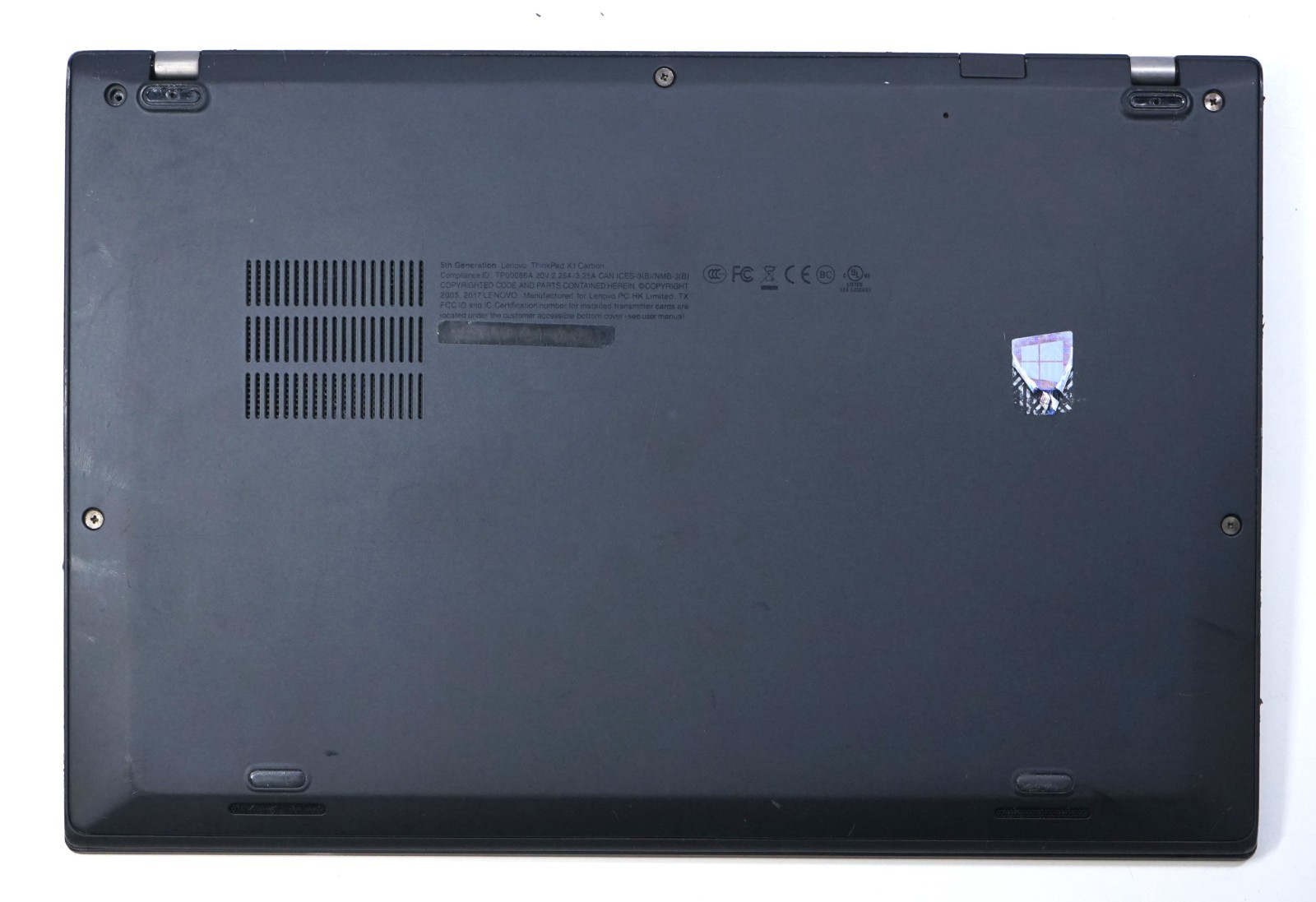 Lenovo ThinkPad X1 Carbon 5th Gen 14″ FHD Intel Core i7-7600U 16GB RAM (No SSD)