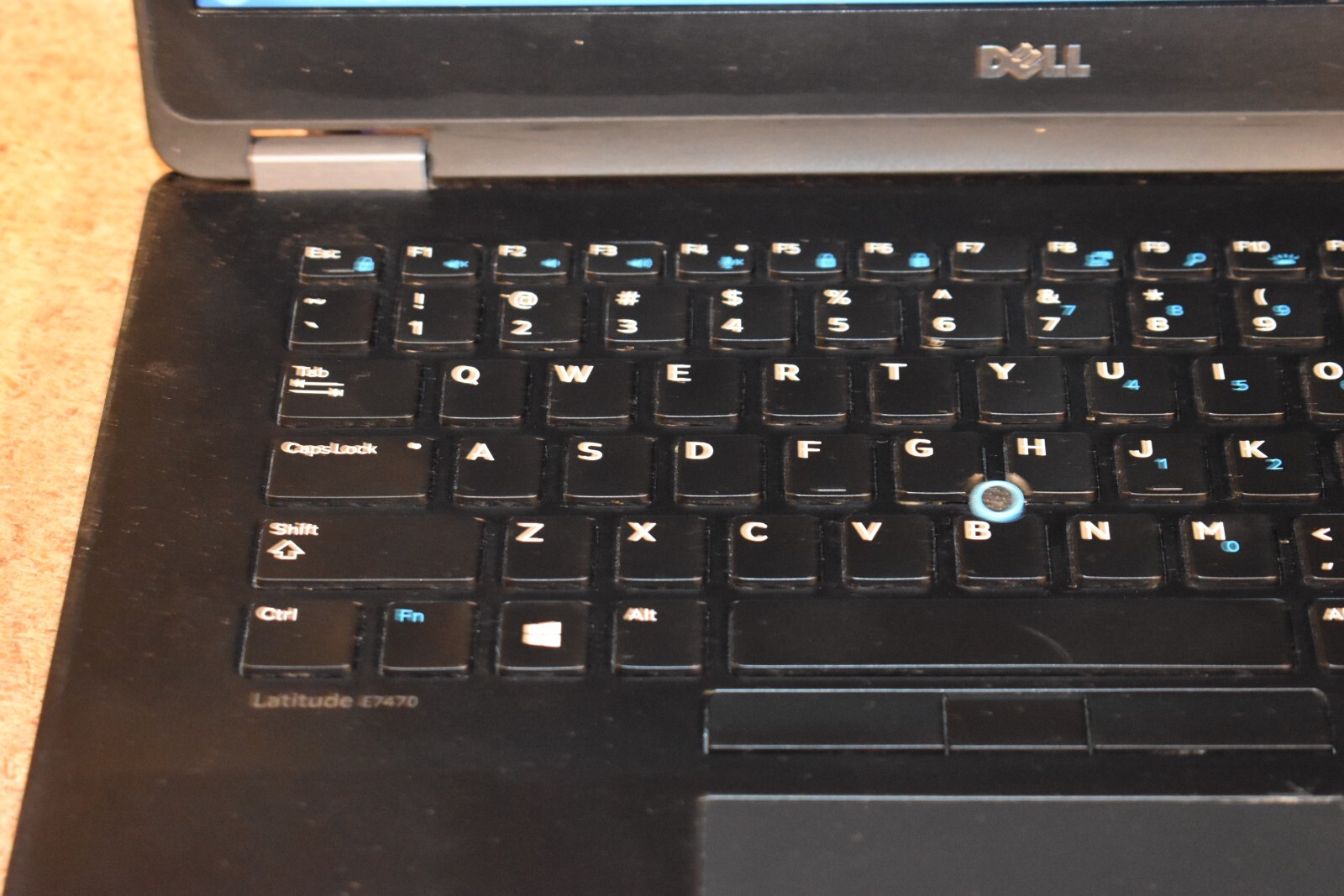 Dell Latitude E7470 Ultrabook Intel Core i7-6600U 128GB SSD Windows 7 Pro 32-bit