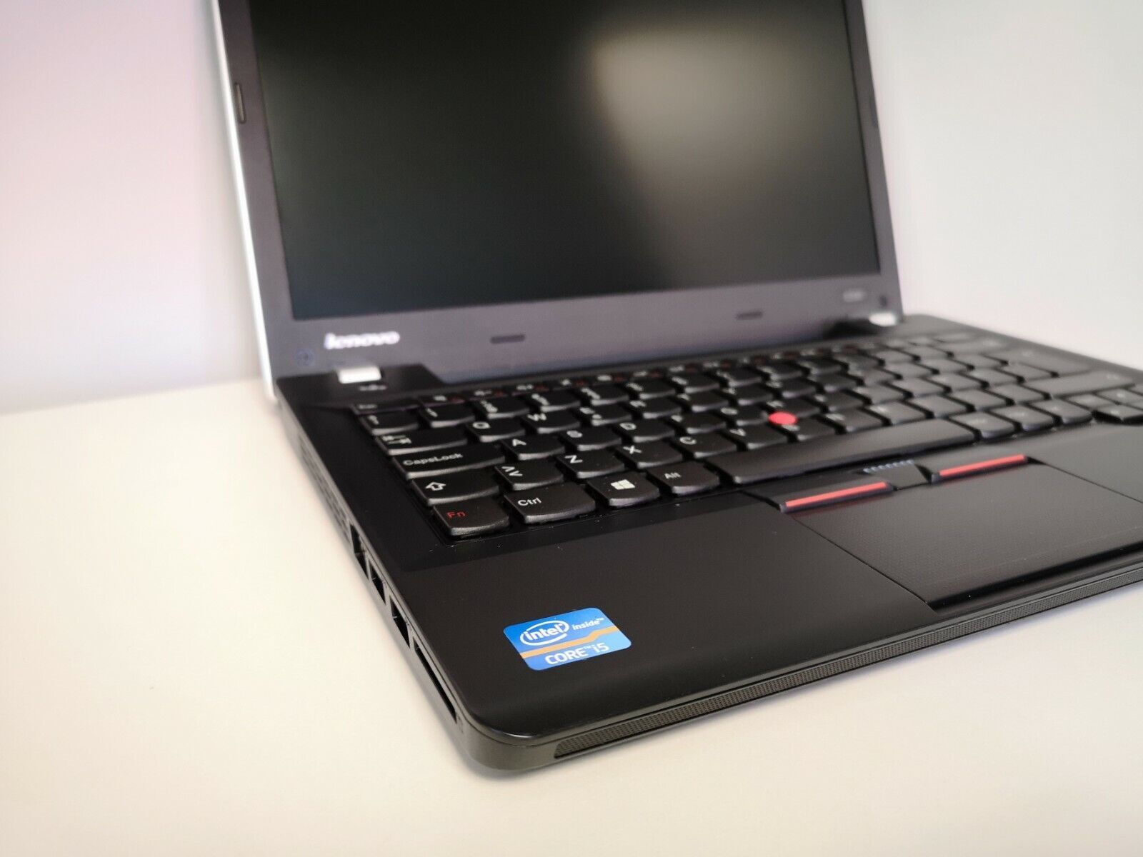 Lenovo ThinkPad Edge E330 i5-3230M 2.60GHz 4GB/128GB SSD 1366x768px 13.3inch