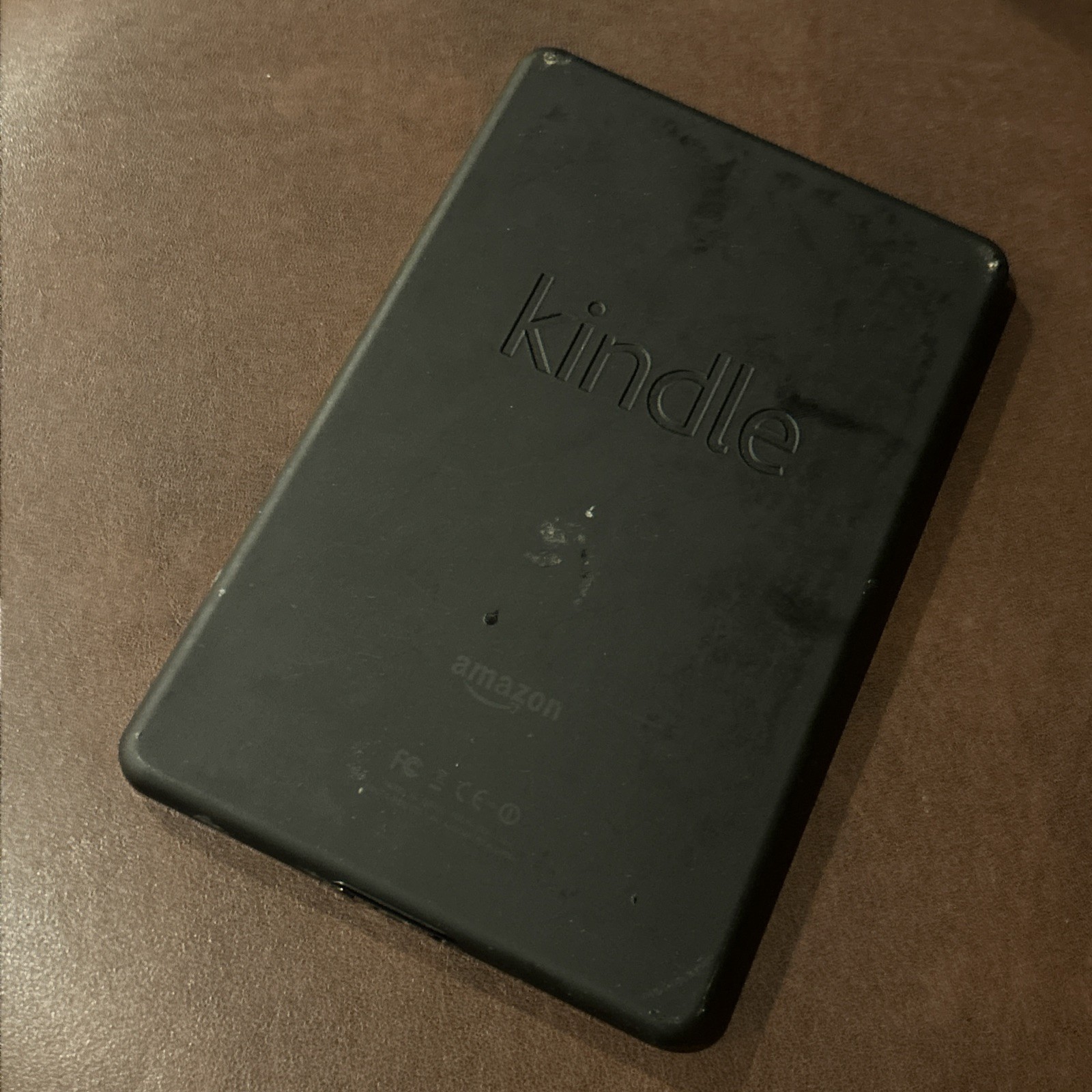 Amazon Kindle Fire D01400 1st Generation eReader Tablet 8GB Black No charger