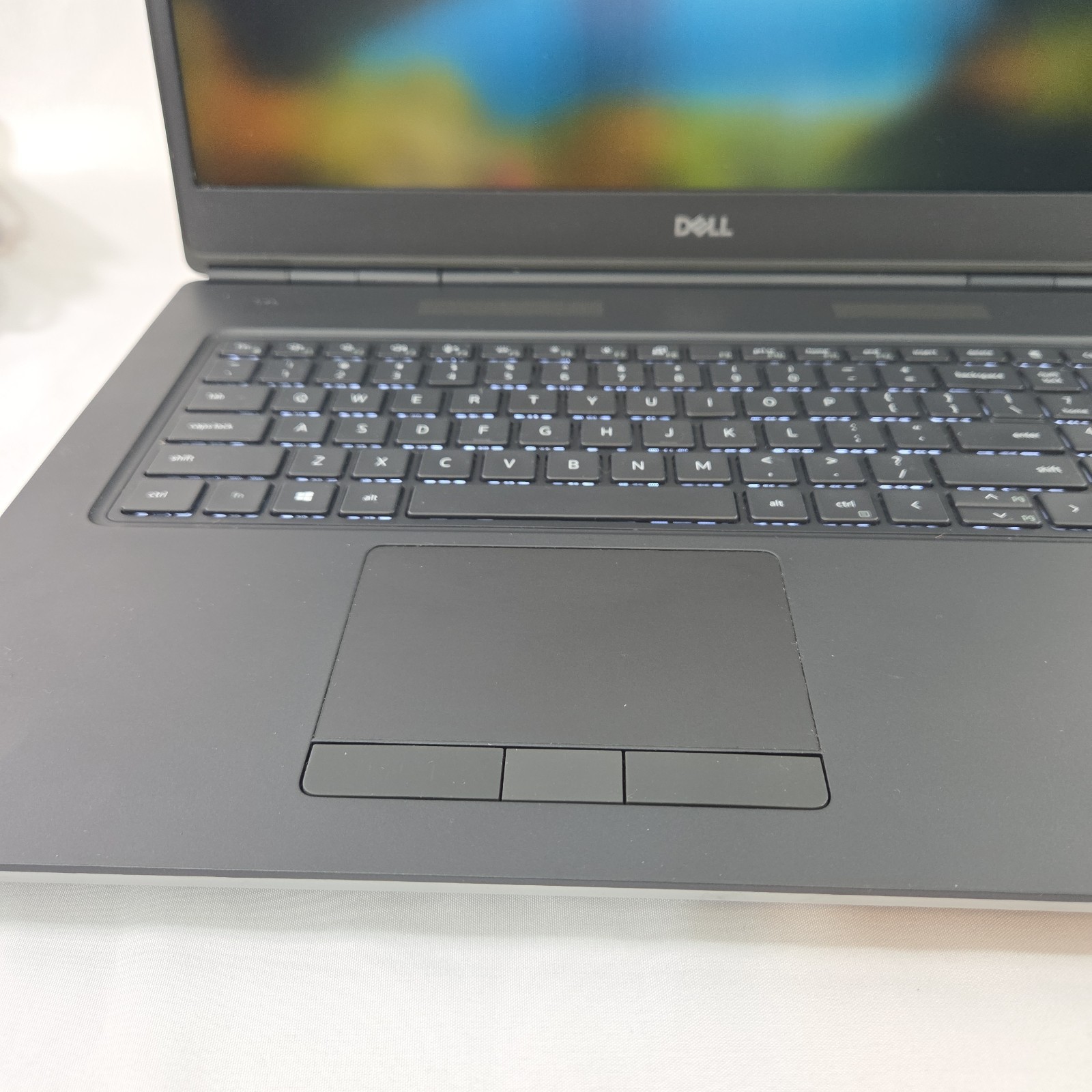 Dell Precision 7760 17.3″ i7-11800H RTX A3000 32GB 512GB Windows 10 Pro + Power
