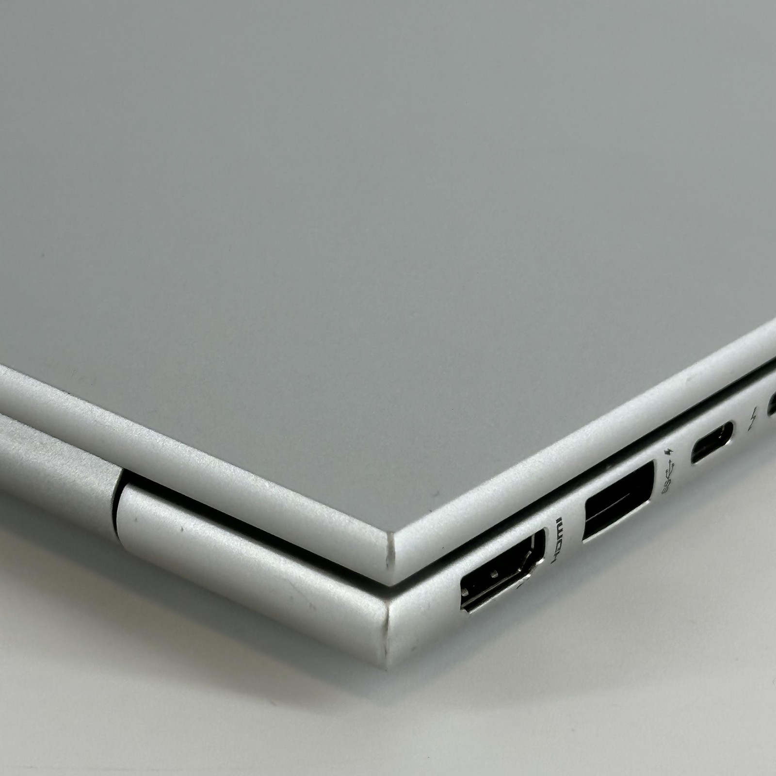HP Elitebook 840 G9 14 FHD+ 1.8 GHz i7-1265U 16GB 512GB SSD Good