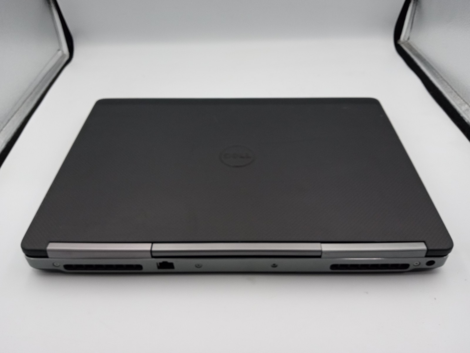 Dell Precision 7510 15.6″ Laptop i7-6820HQ 16GB 128GB Linux M1000M -READ -RR
