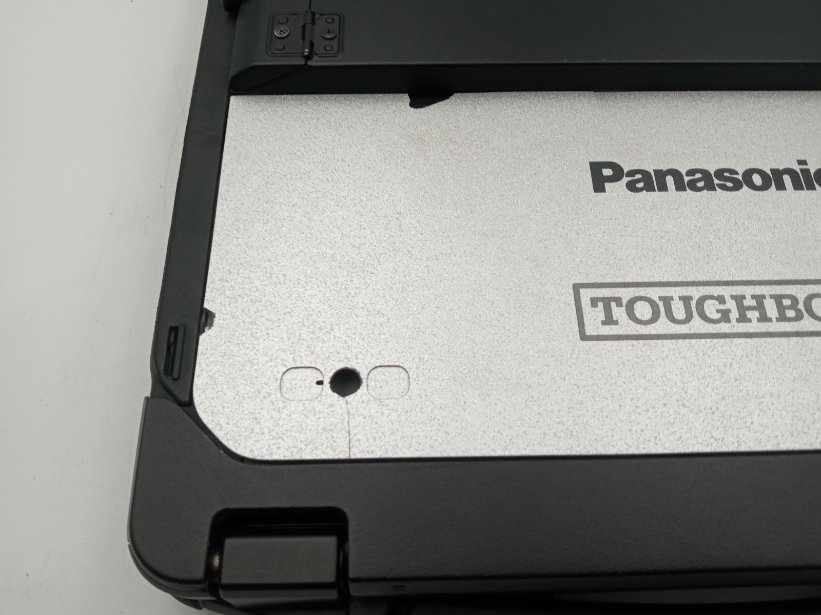 Panasonic Toughbook CF-20 10.1″ Touch i5-7Y57 8GB RAM 128GB SSD Windows 11 -READ