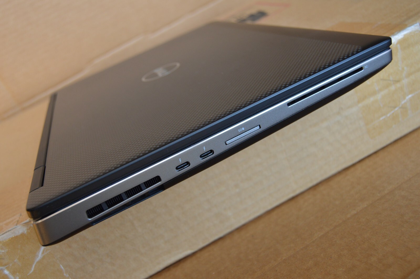 Dell Precision 7540 1080P FHD E-2276M 64GB 2TB SSD RTX 3000 Backlit KB