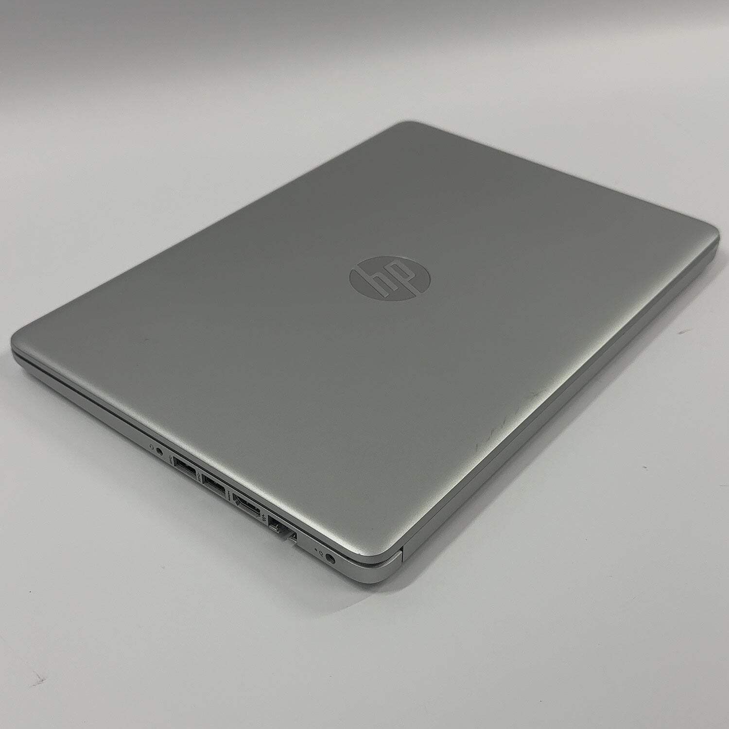 HP Laptop 14-DK1025WM 14″ Ryzen 3 3250U 2.6GHz 4GB RAM 1TB HDD
