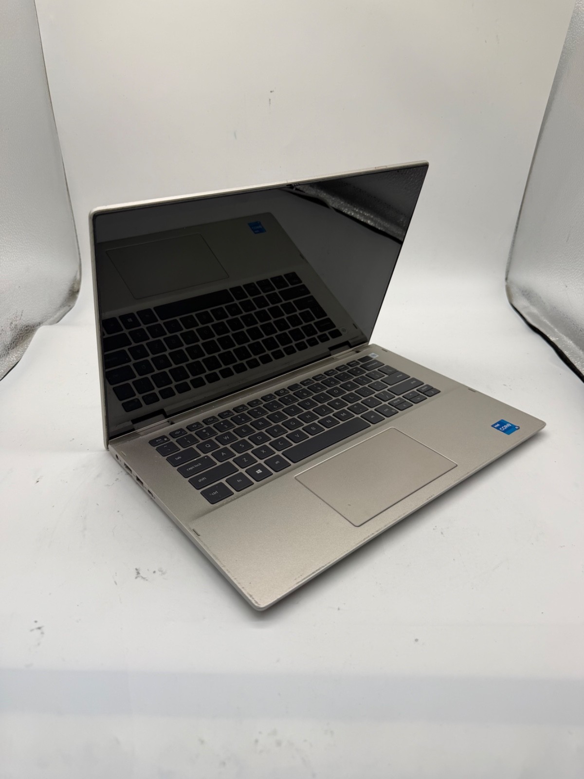 Dell Inspiron 5406 14″ Laptop i5-1135G7 8GB RAM 256GB SSD Windows 11 Pro Used RD