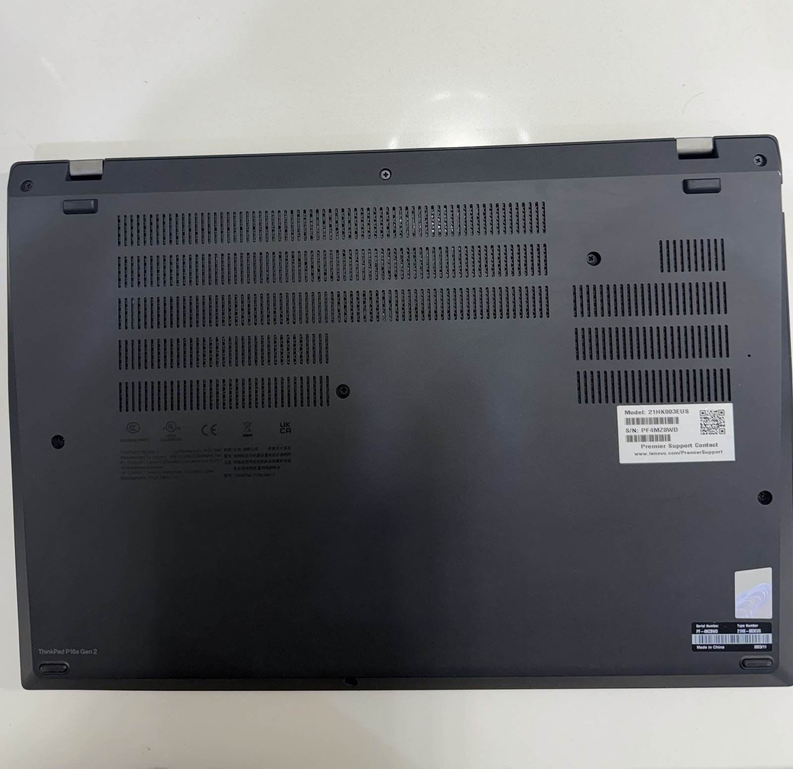 Lenovo ThinkPad P16s Gen 2 i7-1360P RTX A500 16GB 512GB SSD 16” Workstation