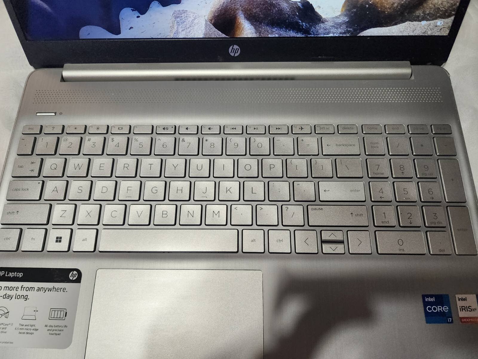HP 15DY2033NR 15.6″ (256GB SSD, Intel Core i7 11th Gen., 4.70 GHz, 8GB) Laptop –