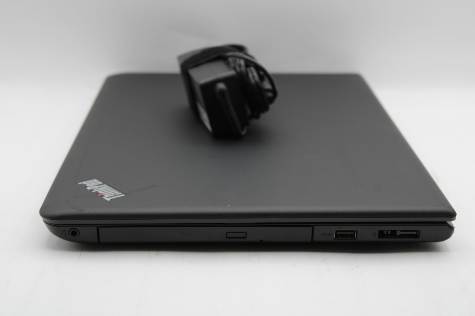 Lenovo ThinkPad E540 _ i3-6100U @ 2.3 _ 4GB RAM _ No SSD / OS / Battery
