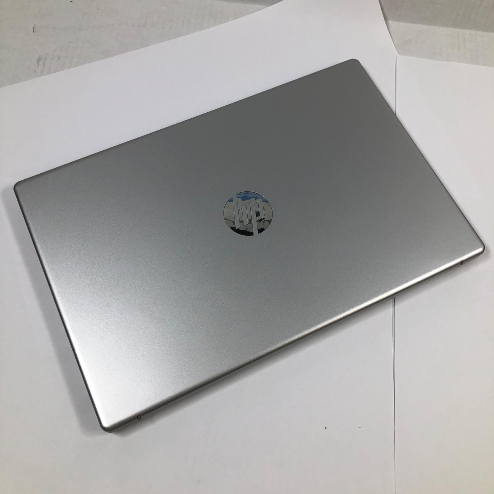 HP 15-FD0107DX 15.6″ 512GB SSD 16GB RAM 1.7GHz Core i7-1255U Win 11 Home
