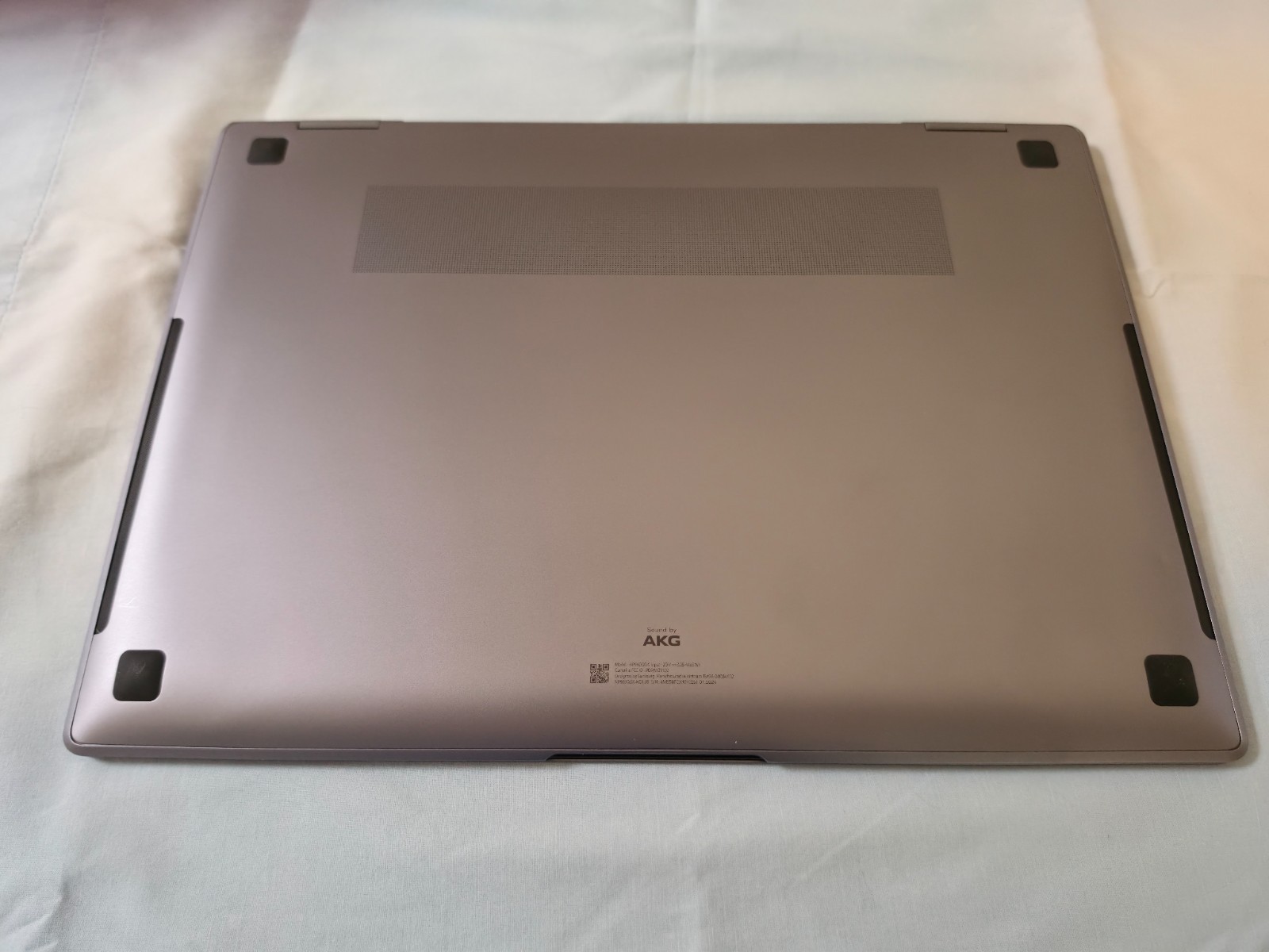 Samsung GalaxyBook4 Pro 360 15.6″ Intel i7-1165G7, 16GB RAM, 1TB SSD