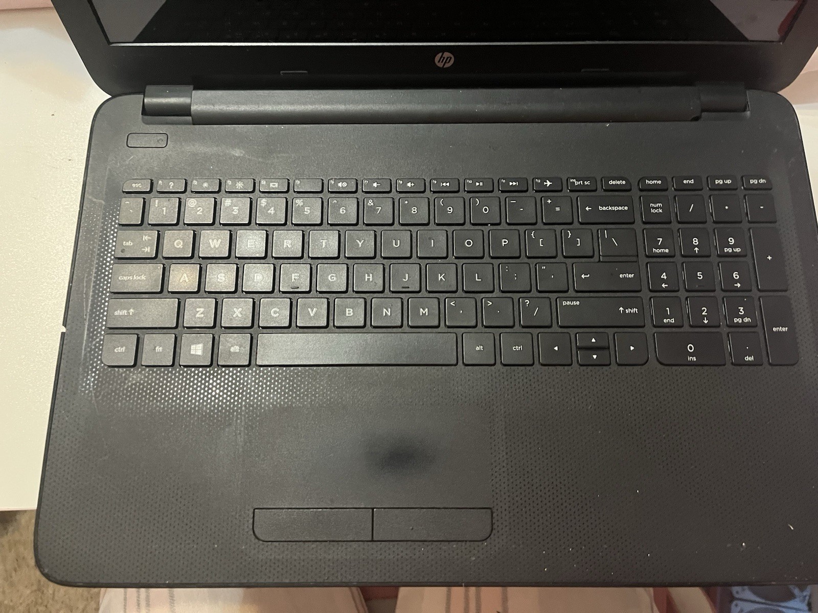 HP Notebook 15-ba009dx 15.6″ (500GB,AMD A6 Quad-Core, 2.00GHz, 4GB) Laptop Black