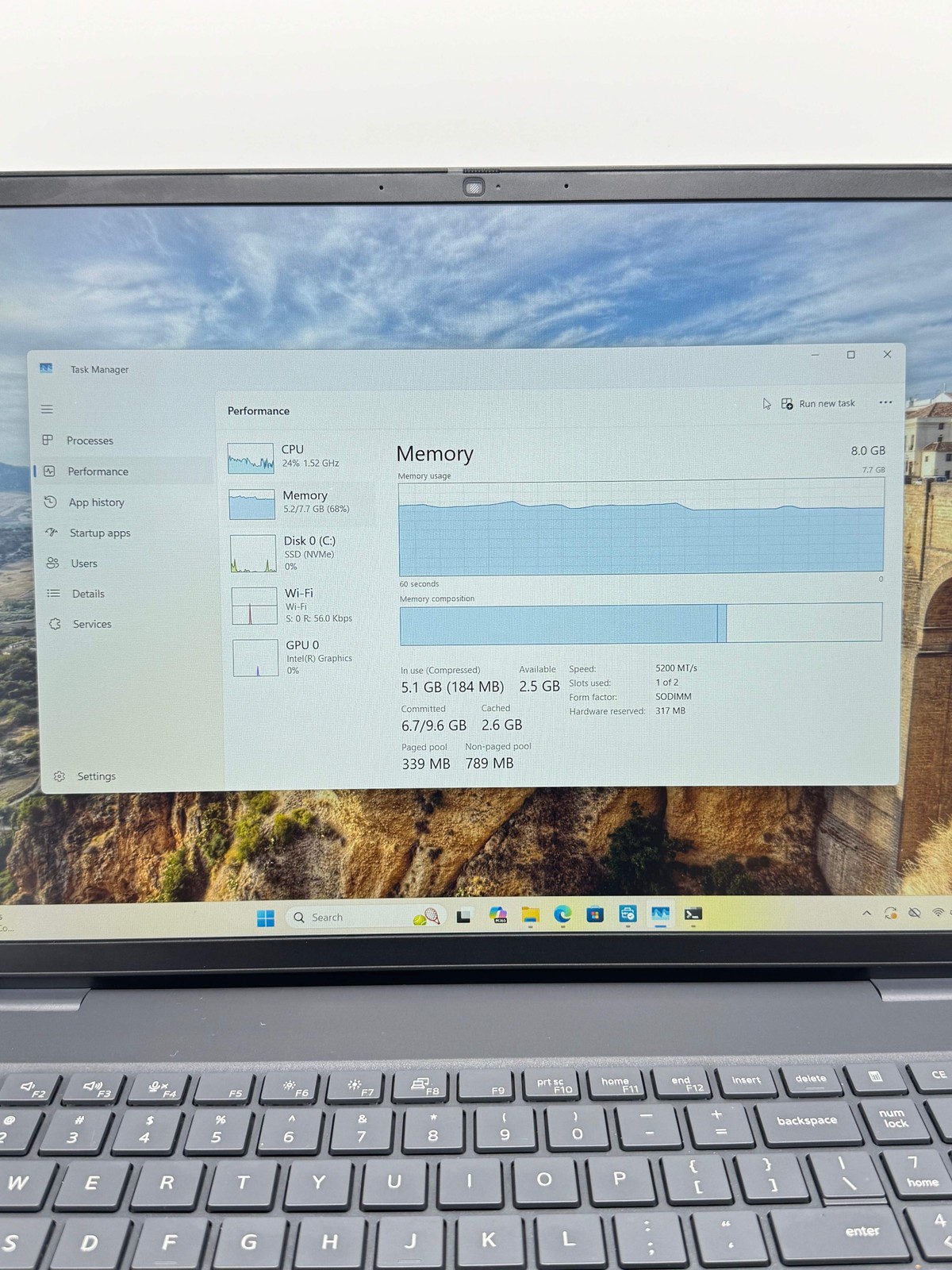 Dell Pro 16 PC16250 16″ Core 3 8GB 256GB SSD Black Used
