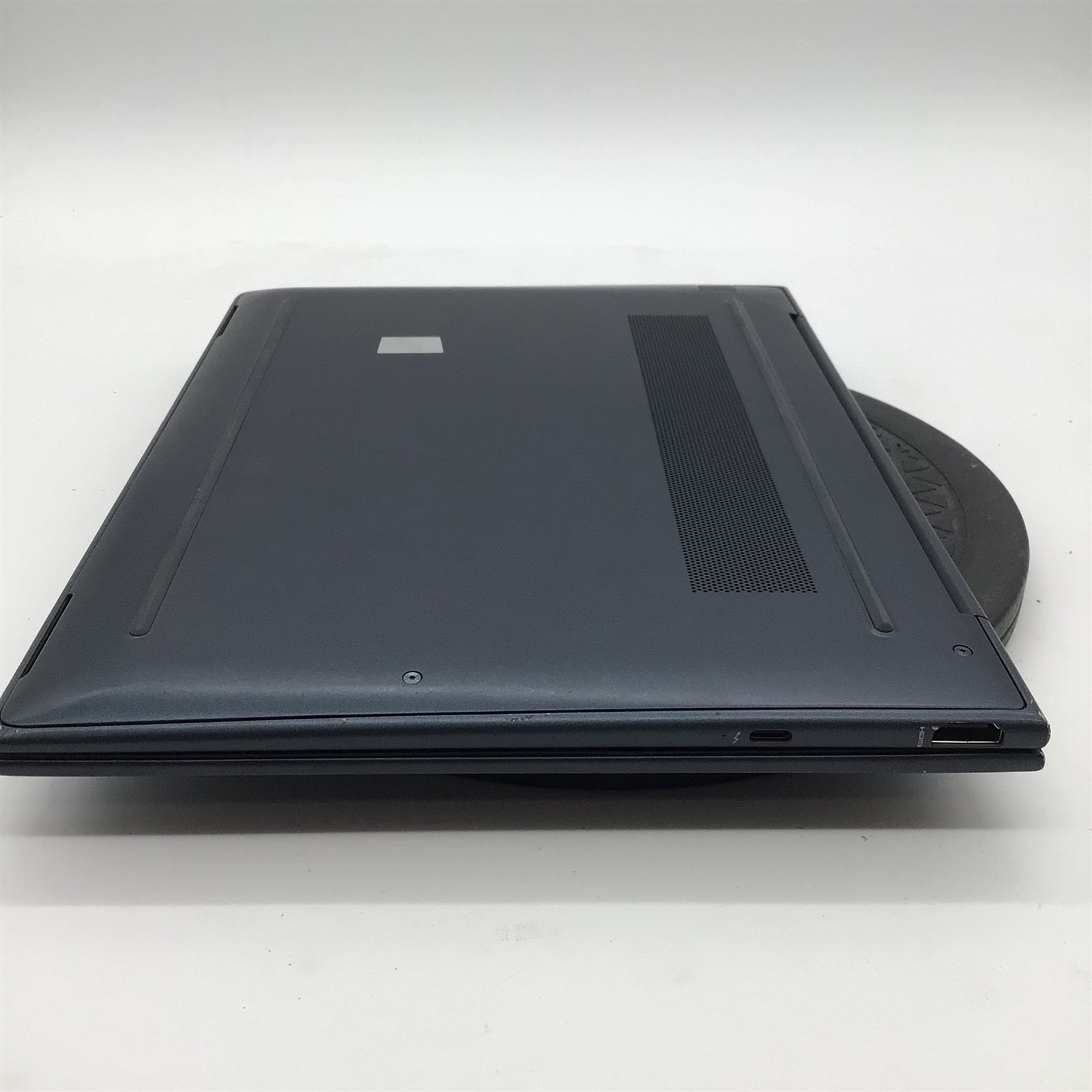HP Dragonfly 13.5″ G4 i7-1365U/16GB/512GB NVMe