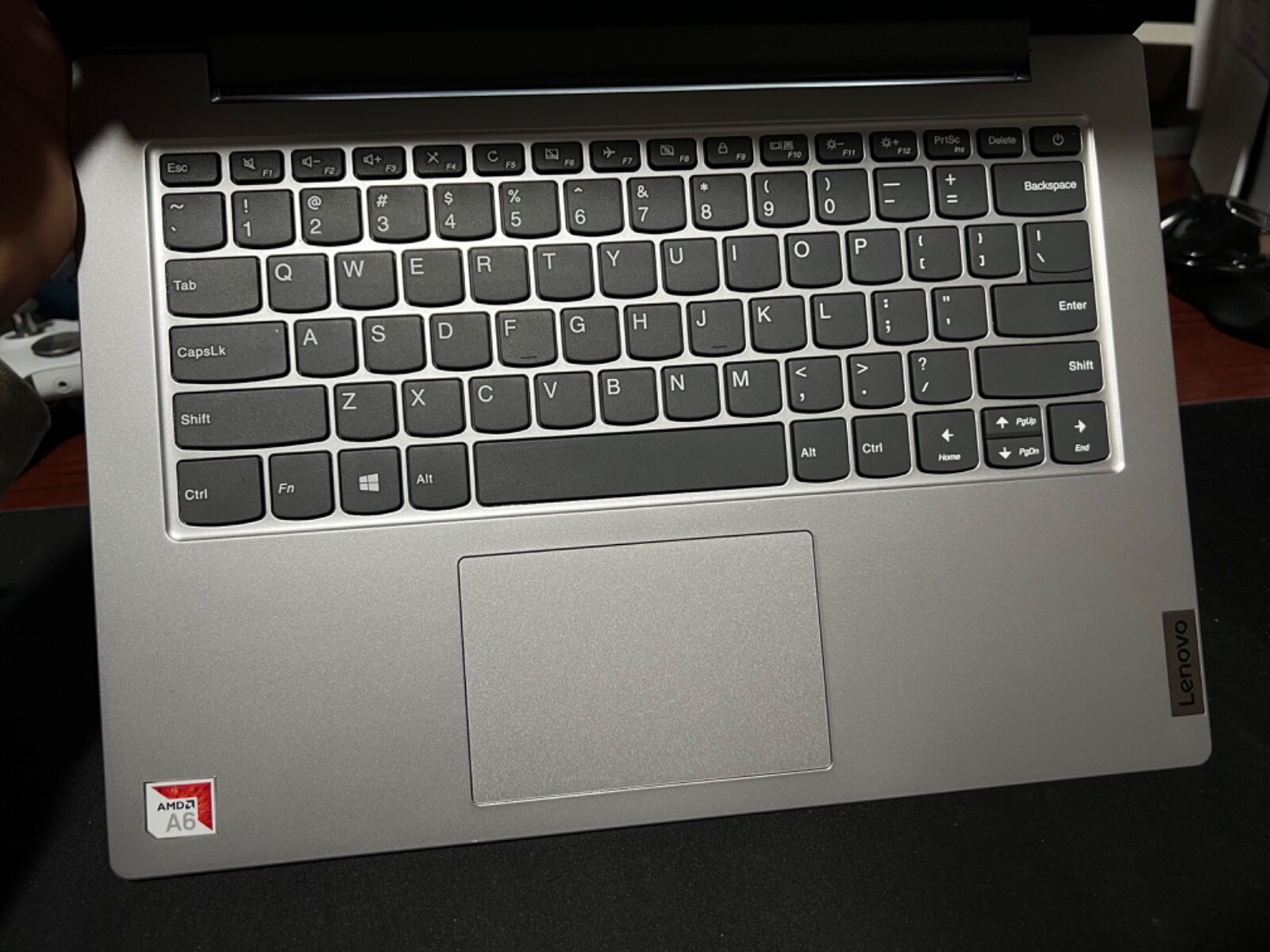 Lenovo Ideapad Slim 1-14AST-05 AMD A6-9220e RADEON R4 4GB RAM 64GB SSD Windows