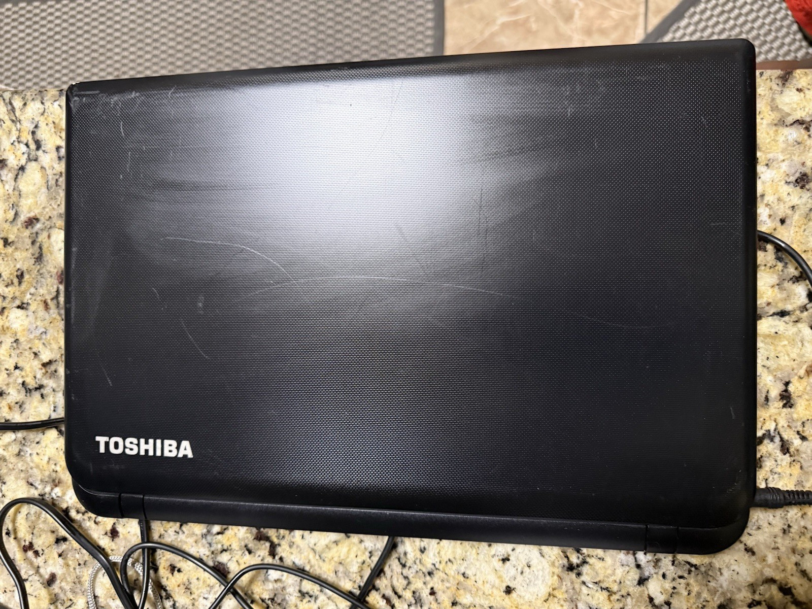 No Battey! Toshiba Satellite C55-B5300 15.6″ 500GB Intel N2840 2.58GHz 4GB DVDRW