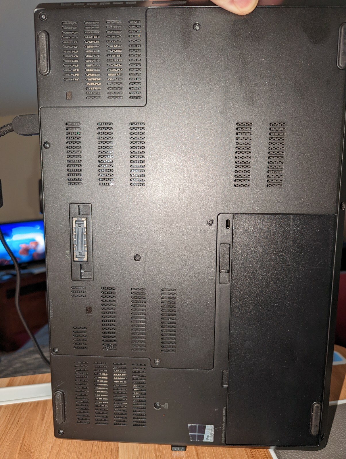 Lenovo ThinkPad P50 15.6″ (500GB HDD, Intel Core i7-6700HQ, 2.6GHz, 64GB RAM) Nv