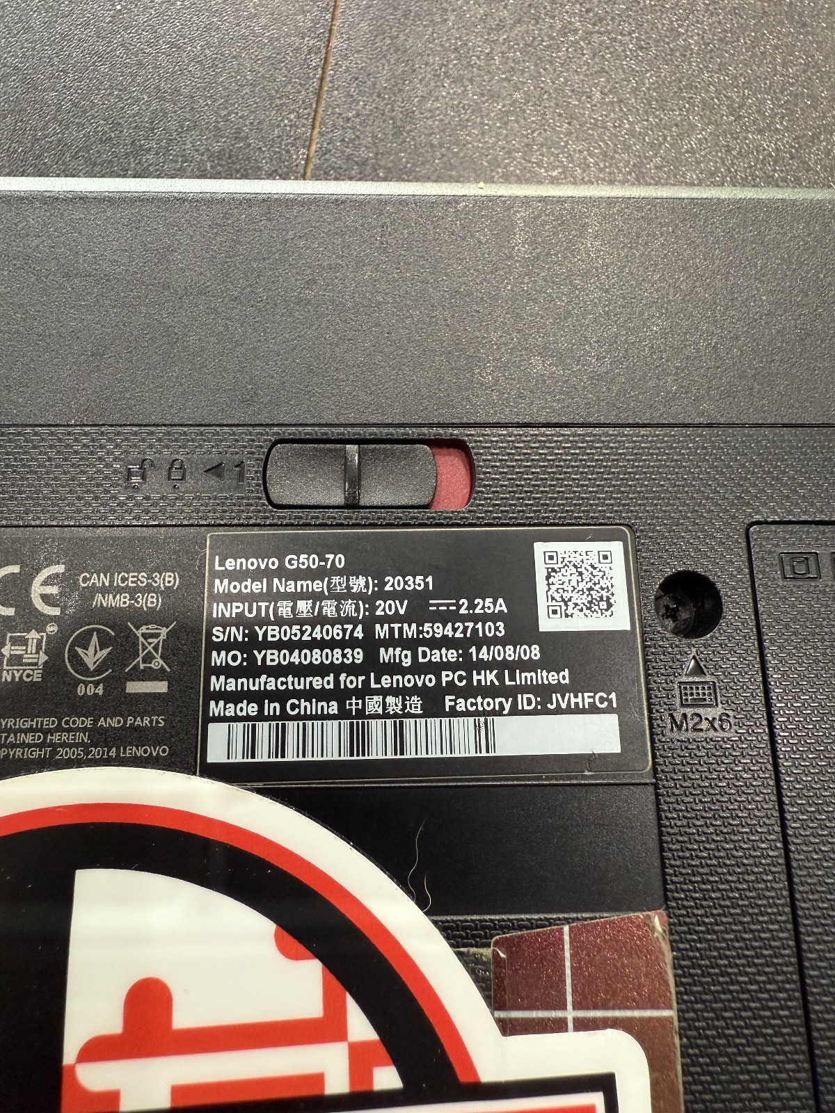 Lenovo G50-70 Core i5 4210U RAM 8GB 1TB HDD Windows 10 Lots of stickers!