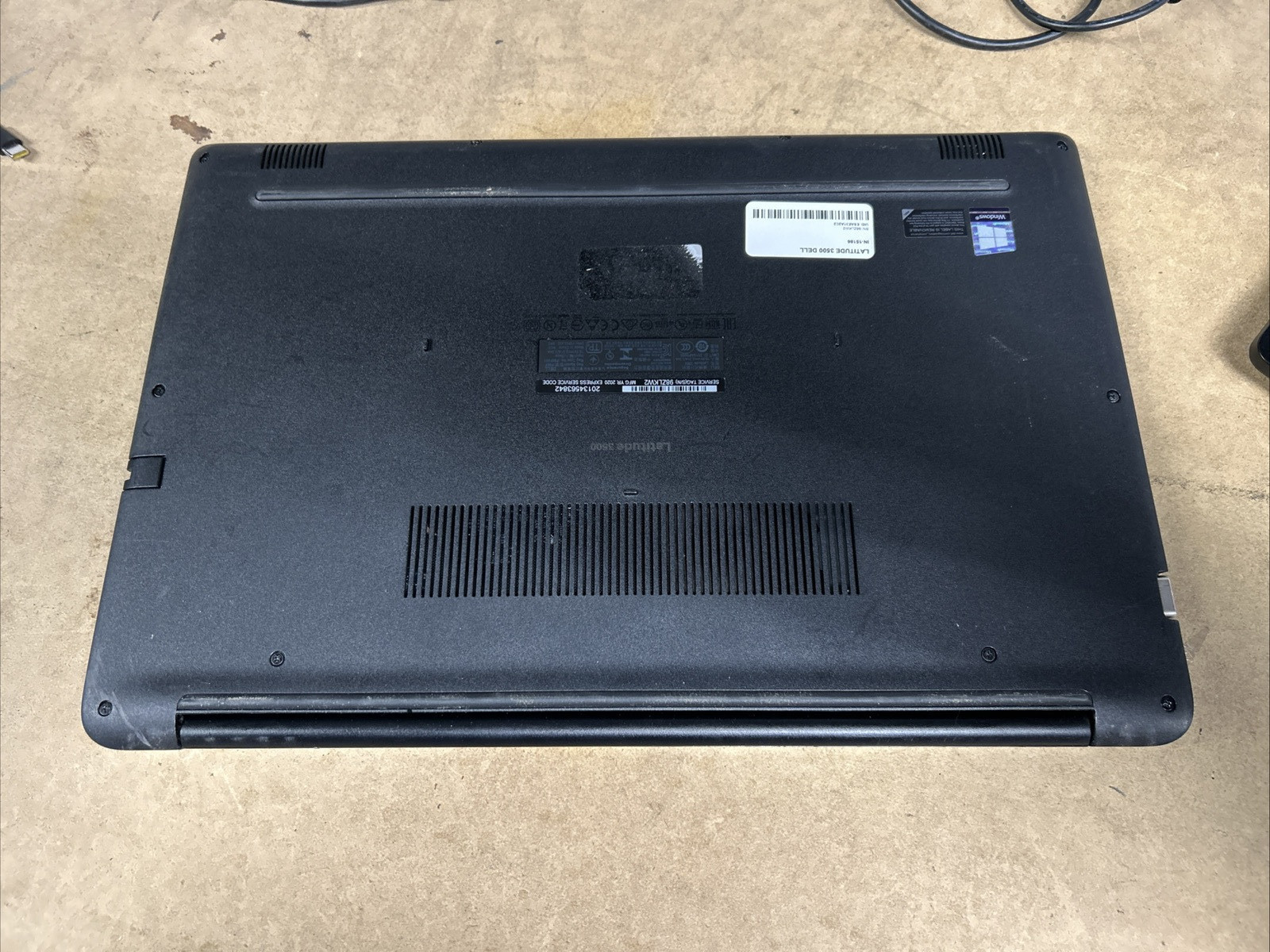 Dell Latitude 3500 15.6” FHD i5-8265u 8GB RAM NO OS/SSD