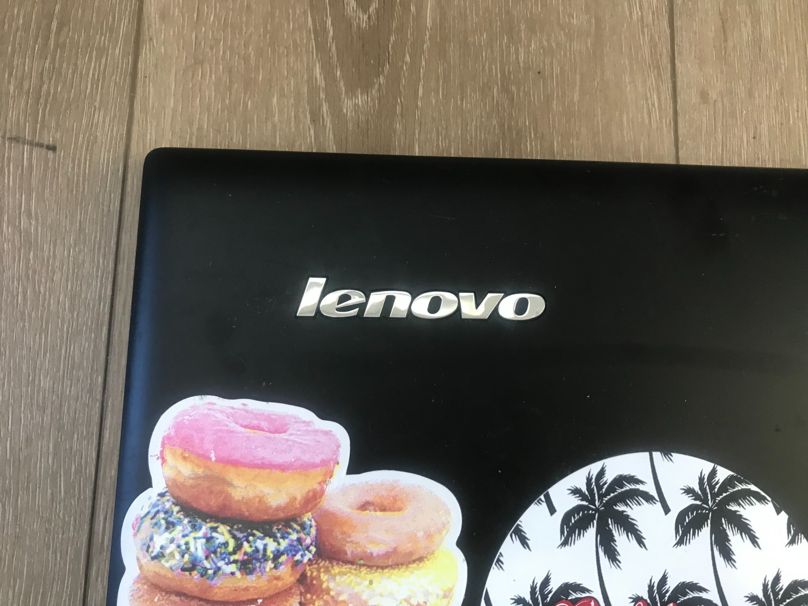 Lenovo IdeaPad Flex 15D 15.6″ AMD E1-2100 AUP 1.00 GHz 4GB 500GB SATA HDD Win 10