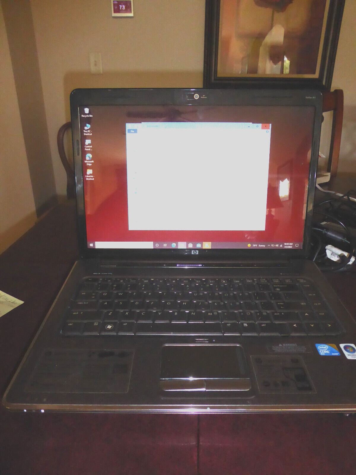 HP Pavilion dv5-1388nr 3GB, 300GB 15″ Intel Core 2 Duo T6500 @ 2.1 GHz w/Remote