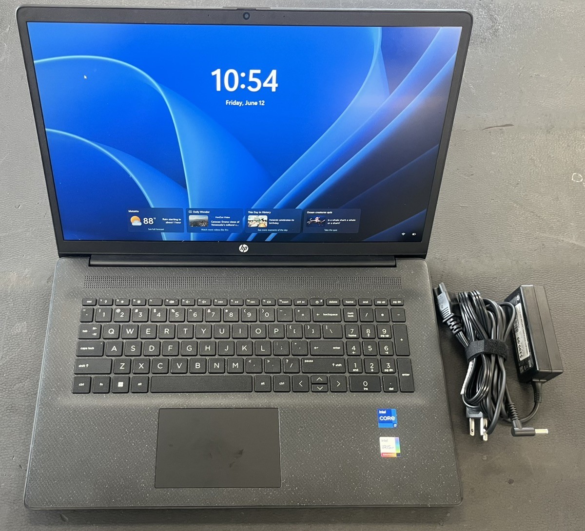 HP Touch 17t-CN300 17.3″ i7-1355U 16GB 1TB SSD (PD4057629)