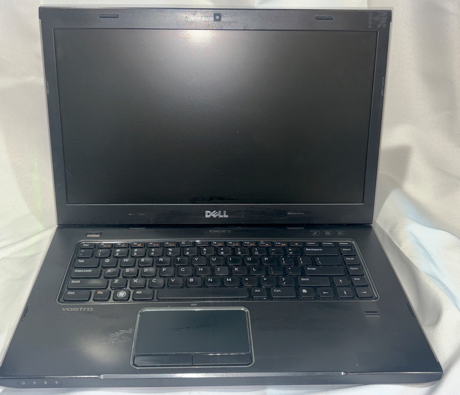 UNTESTED – Dell Vostro 3550 Laptop – FOR PARTS OR REPAIR – AS-IS