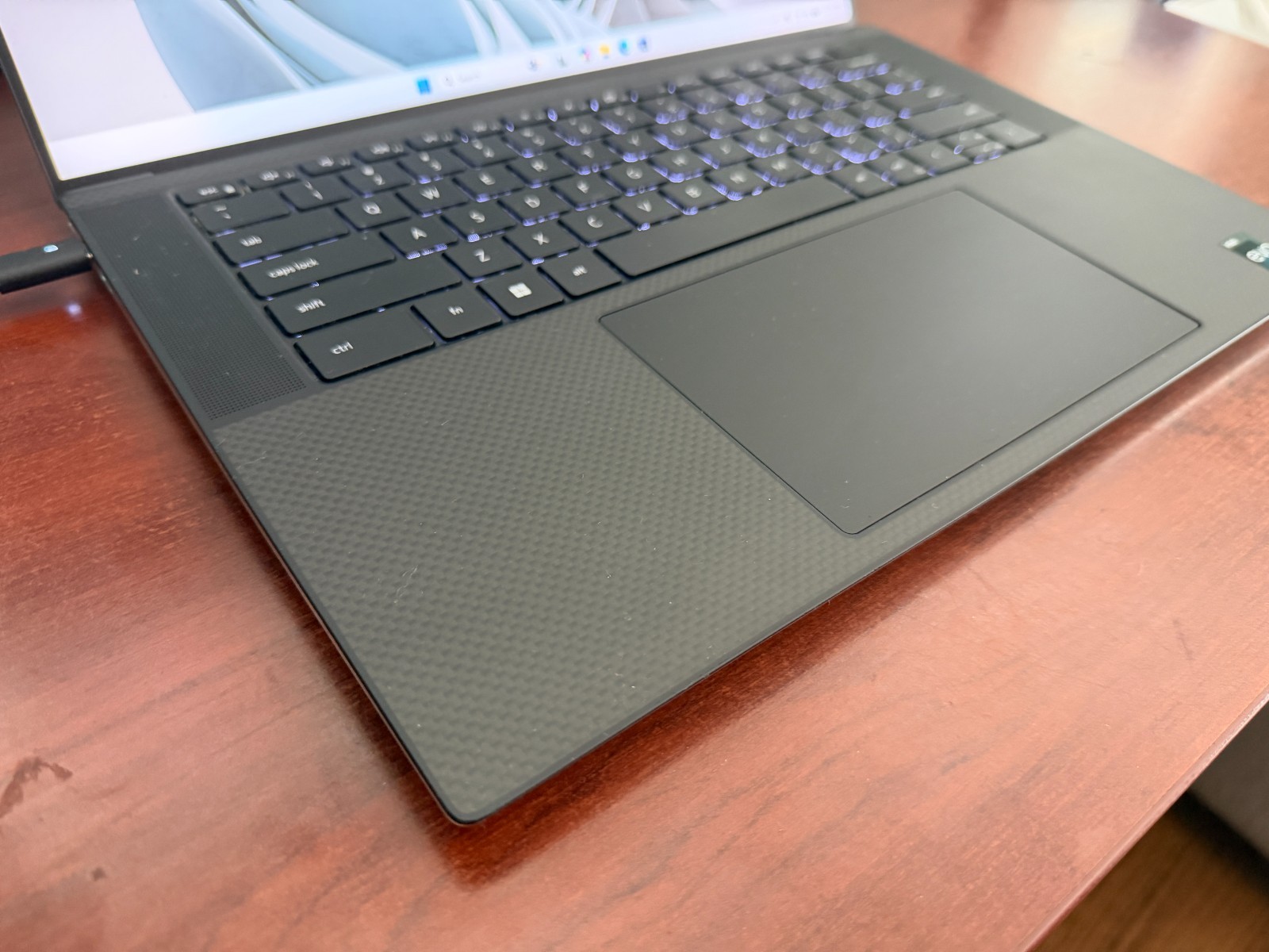 Dell XPS 15 9530 Core i7-13700H 16GB 1TB NVME RTX 4050 FHD+ Win11 130W Charger