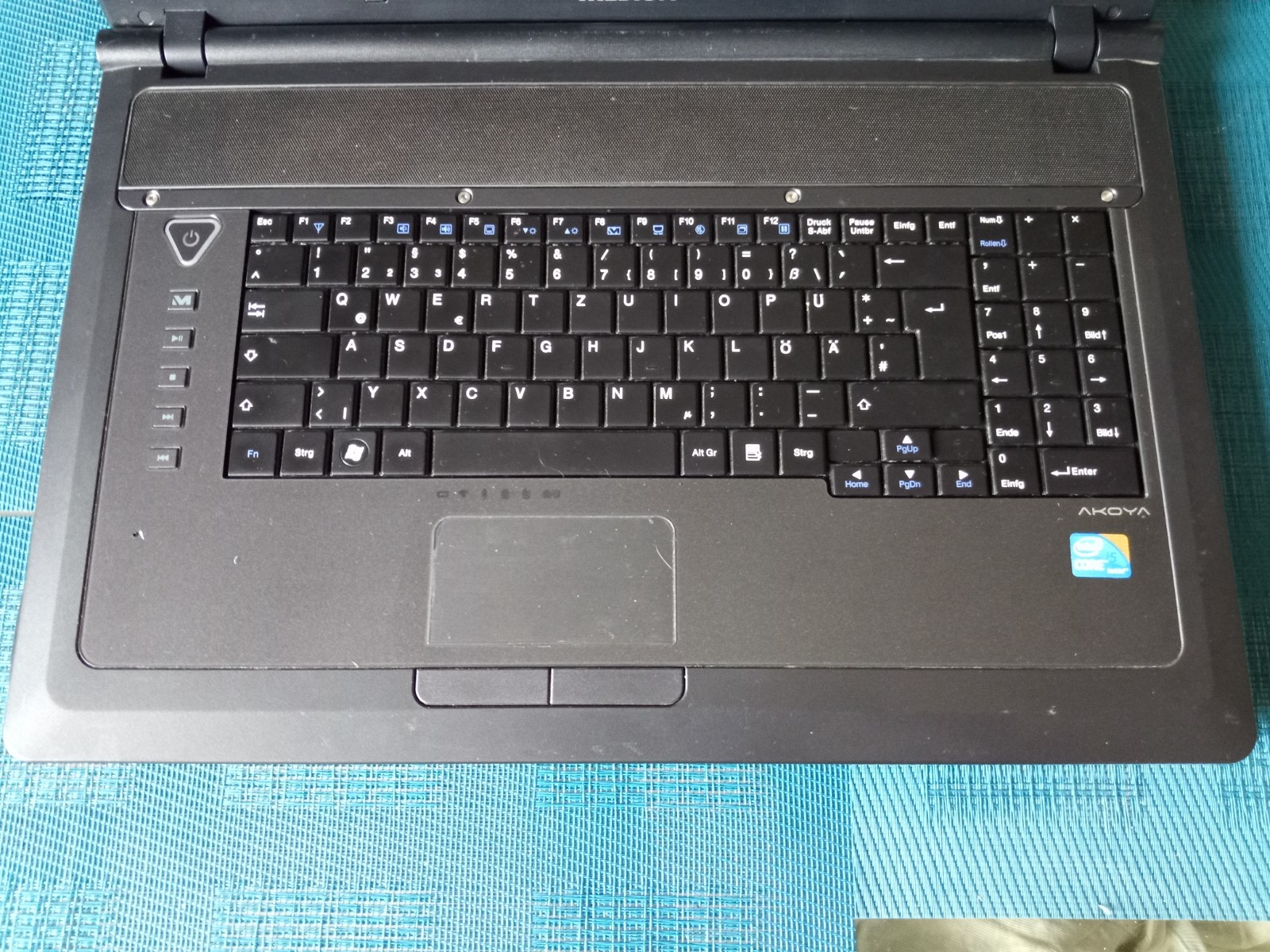 Medion Akoya P8614 – Intel i5 – 18.4 inch