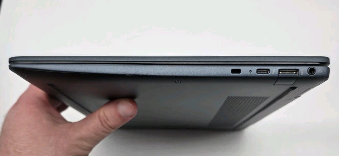 HP Elite Dragonfly Chromebook 13.5″ QHD Touch I7-1265U 32GB 512GB WIFI CHROME