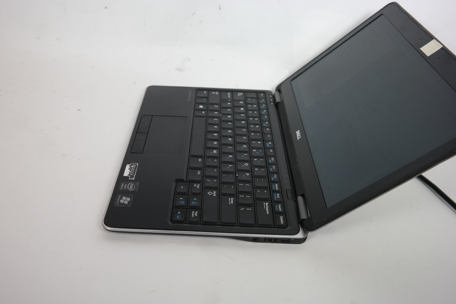 Dell Latitude E7240 i5 4GB RAM No HDD No Battery No Backplate Boots BIOS