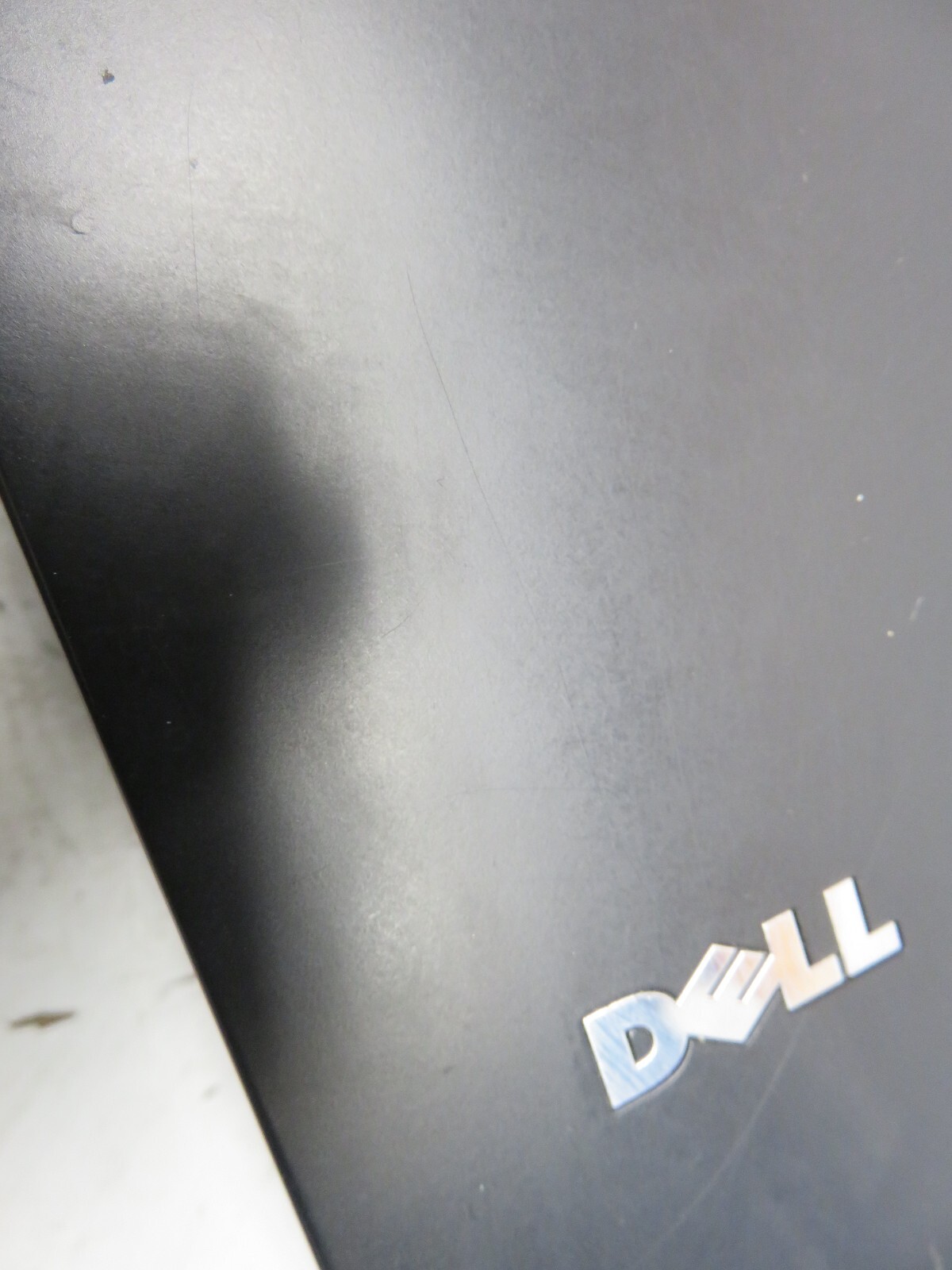Dell Latitude E5400 Intel Core 2 Duo P8400 2.26GHz 4 GB NO HDD No Batt