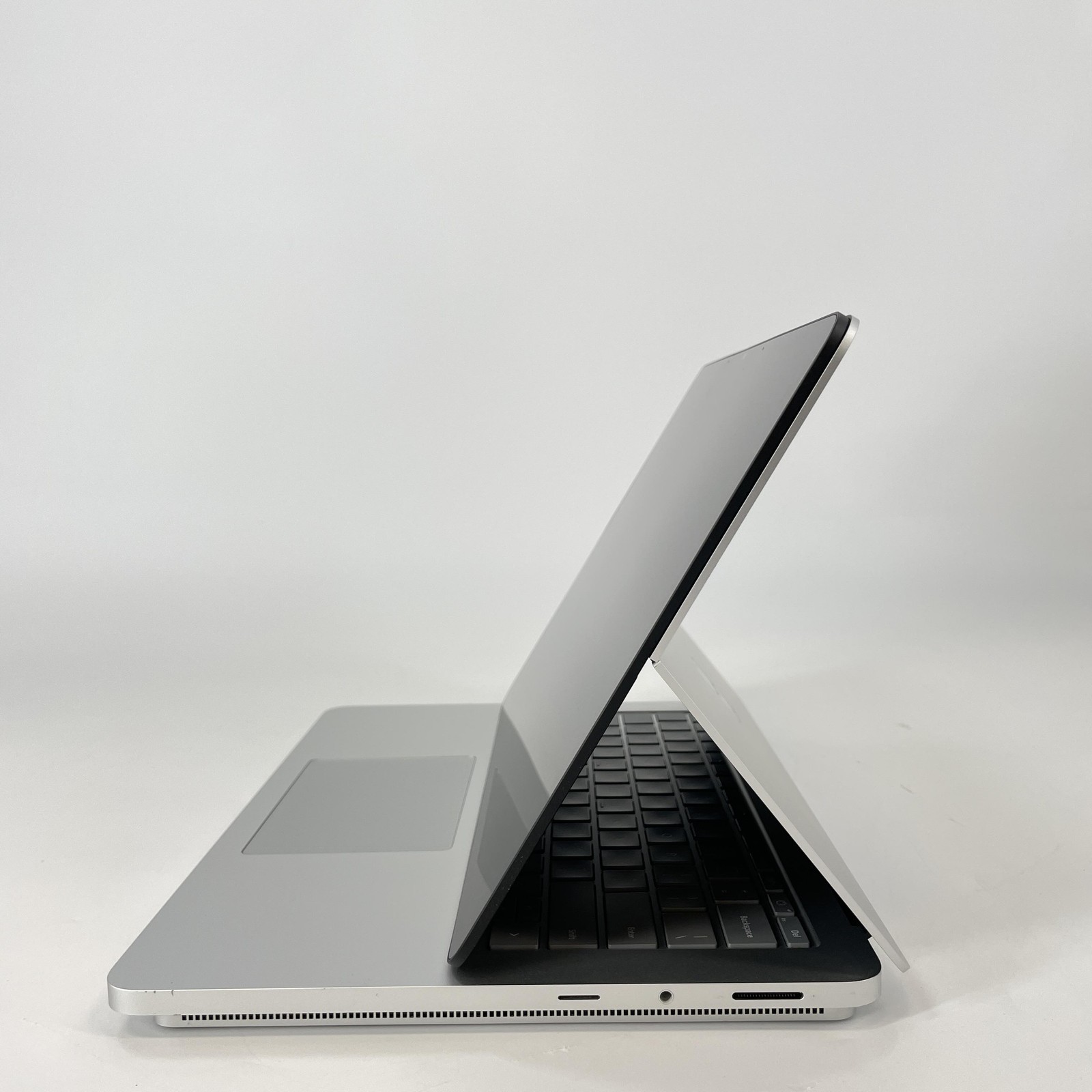 Microsoft Surface Laptop Studio 2 14 2K TOUCH 2.9GHz i7-13800H 64GB 1TB RTX 4060