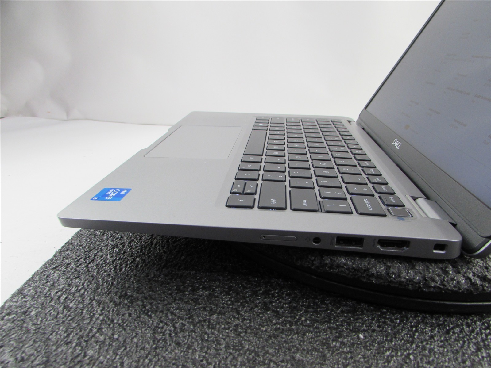 DELL LATITUDE 5320 (LAPTOP) TOUCHSCREEN I5-1145G7 512GB SSD 16GB RAM NO O.S