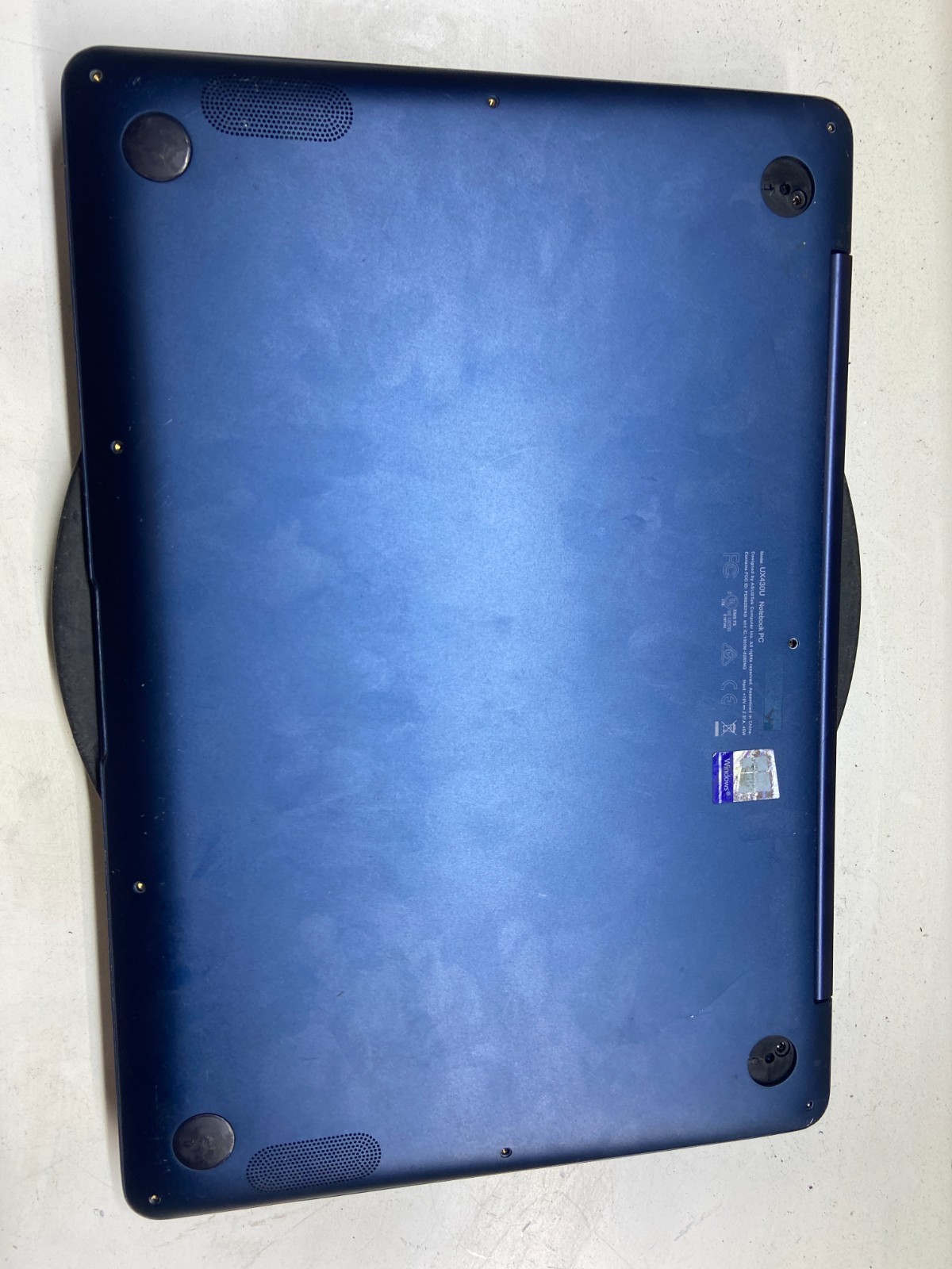 Asus Zenbook UX430U Intel Core i7-7500u 2.7GHz 8GB NO HDD