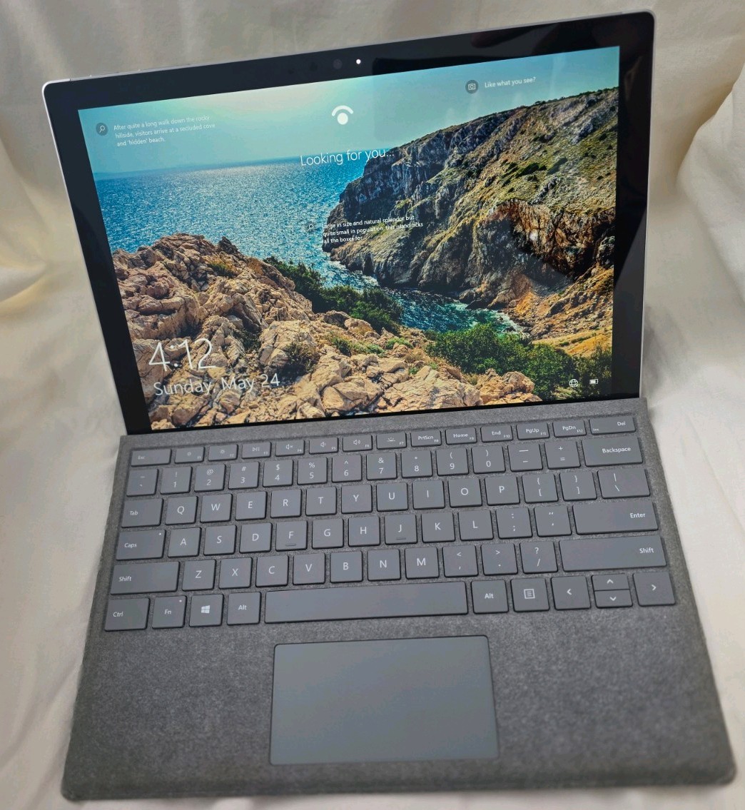 Microsoft Surface Pro 5 1796 12.3″ i5-7300U 8Gb RAM 128GB SSD Win10Pro