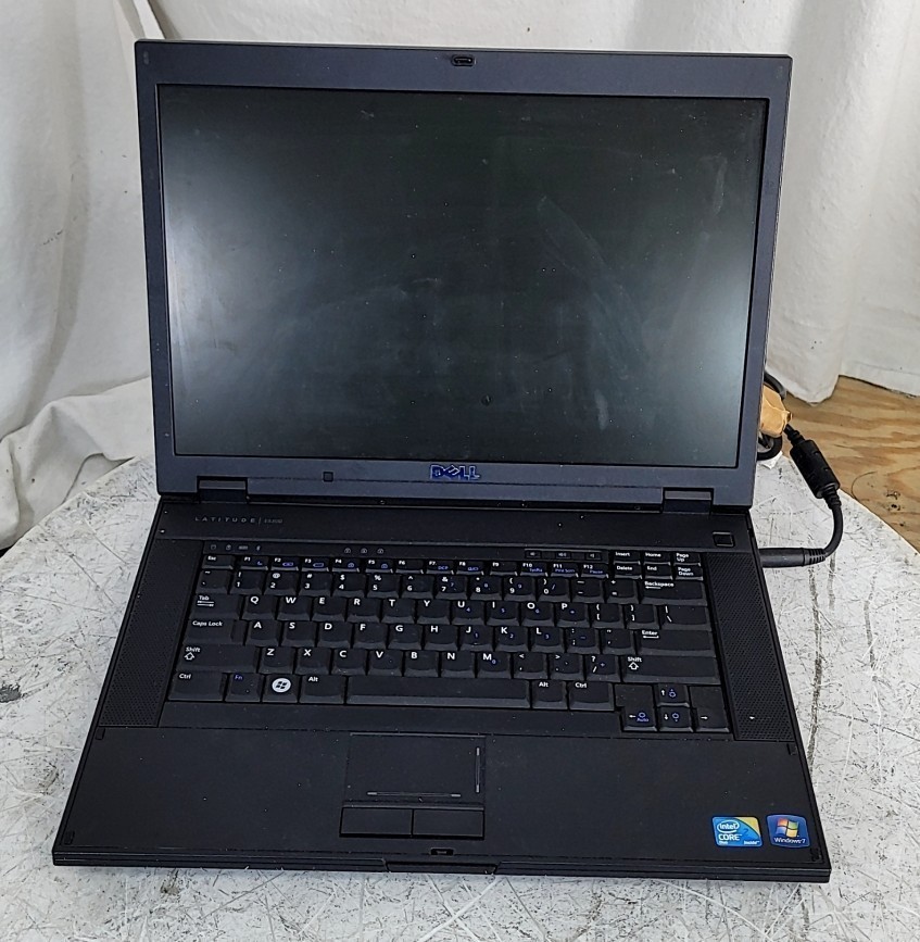 Dell Latitude E5500 PP32LB Laptop Core2 Duo P8400 2.26GHz 4GB 250GB SEE NOTES