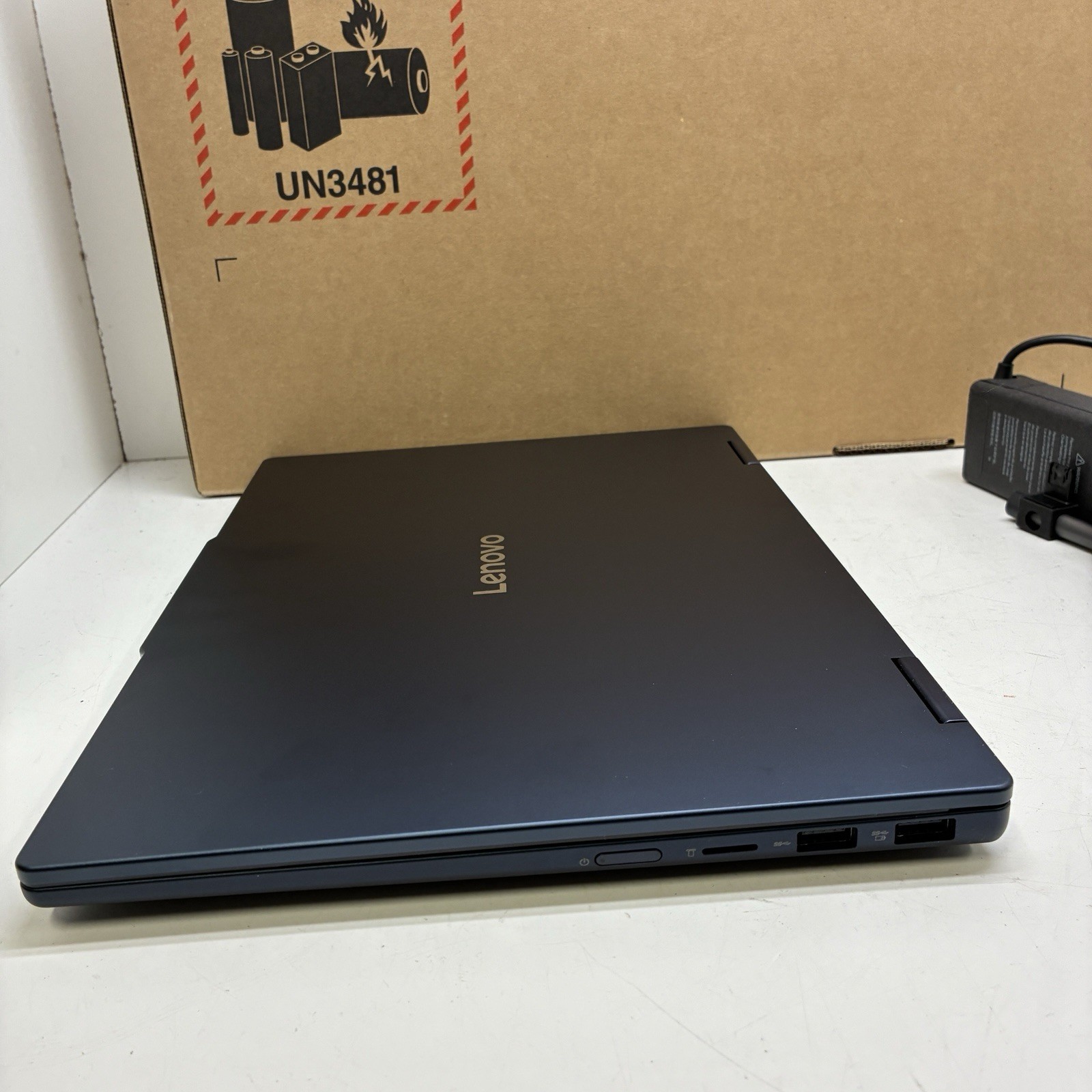 Lenovo IdeaPad 5 2 in 1- 14akp10 14” 16GB Ram 1TB Ryzen AI 5 340 Windows 11 Home