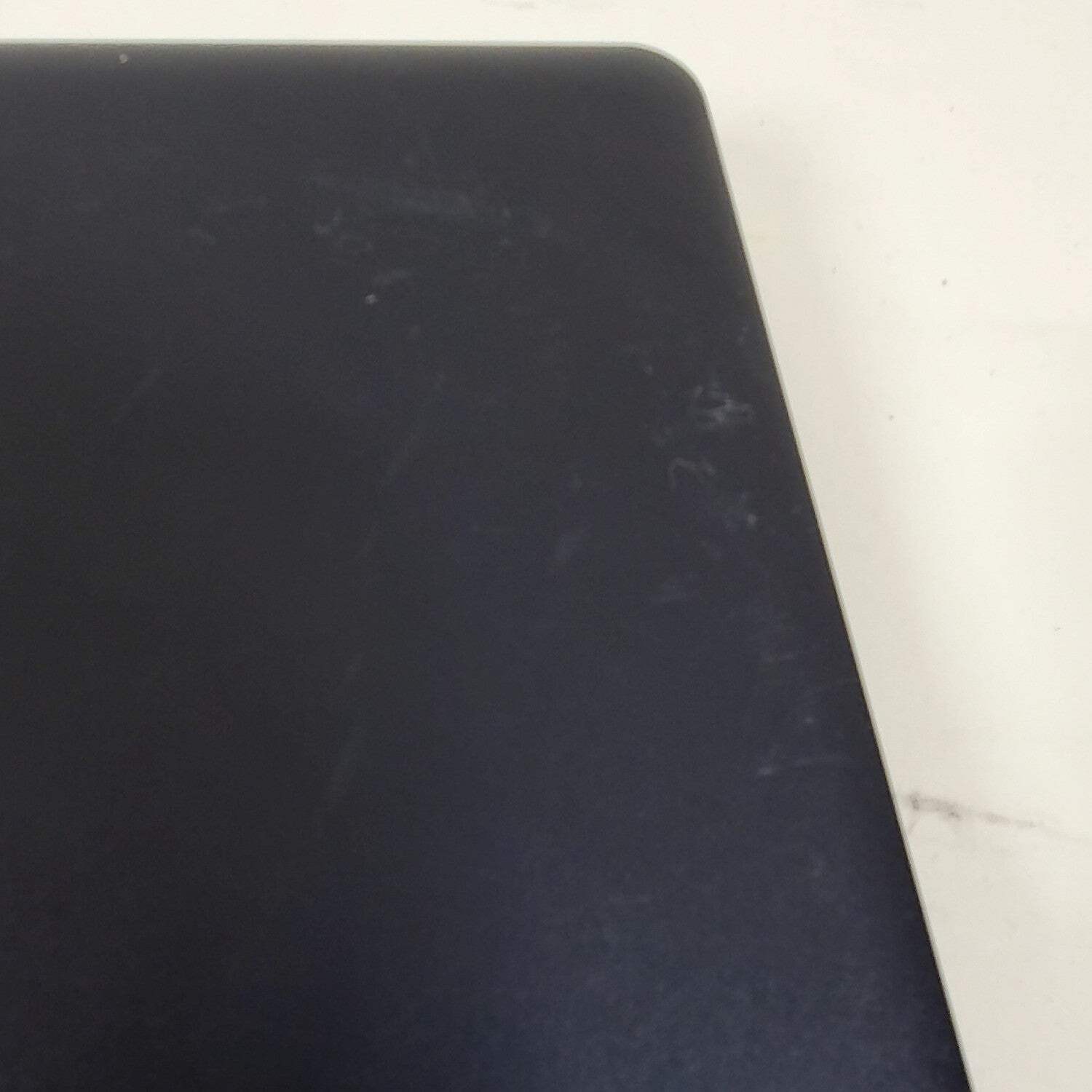 Dell Inspiron 3535 15.6″ Ryzen 7 7730U 2.0GHz 16GB RAM 1TB SSD READ