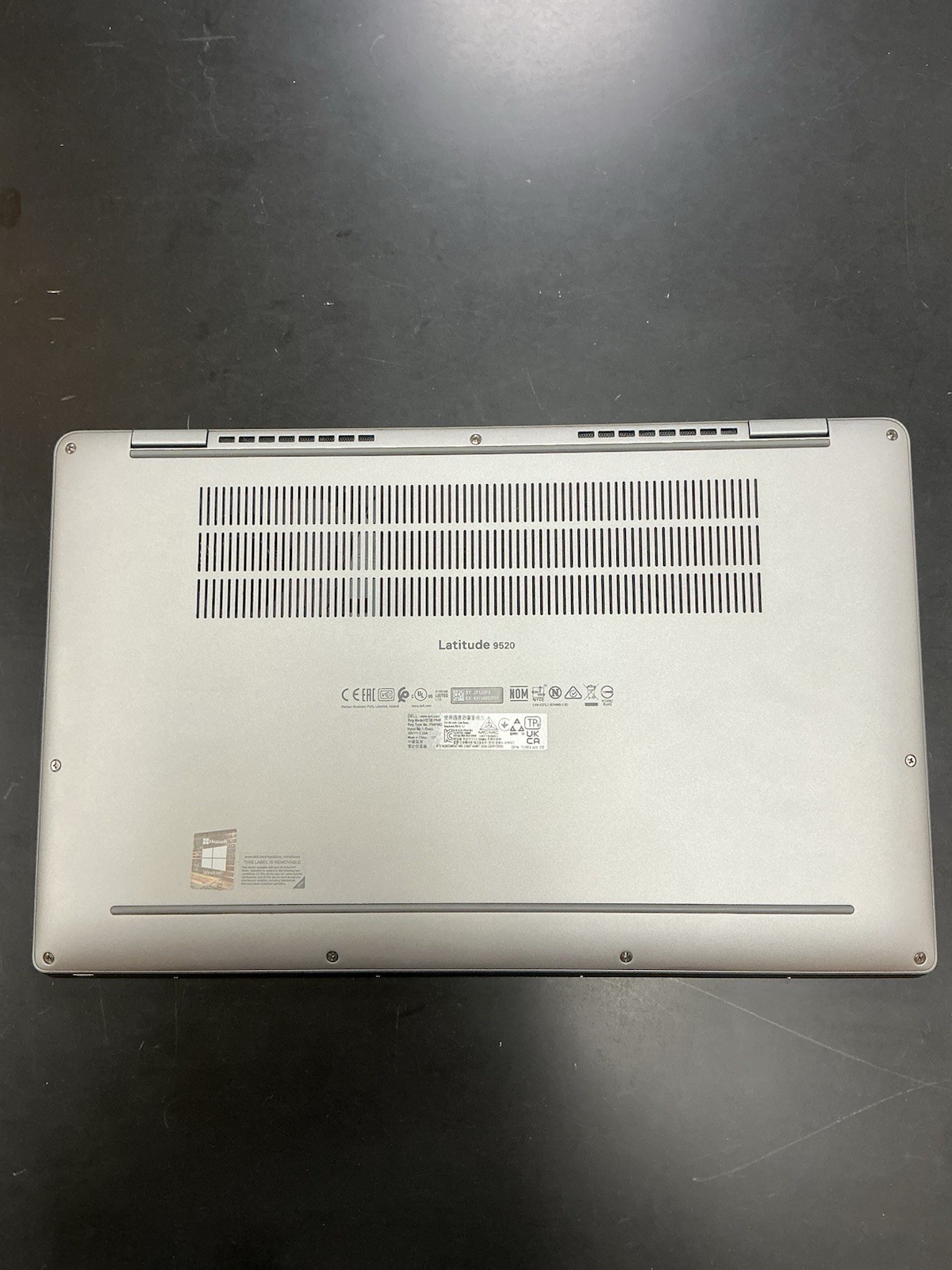 Dell Latitude 9520 15″