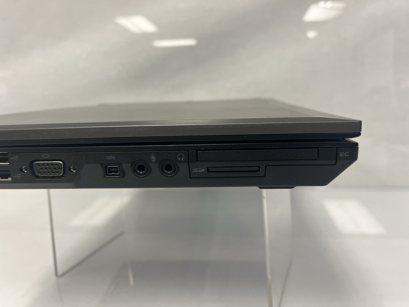 Dell Latitude E5410 i5 M 520 2.40GHz 4GB RAM 160GB HDD NO OS #2