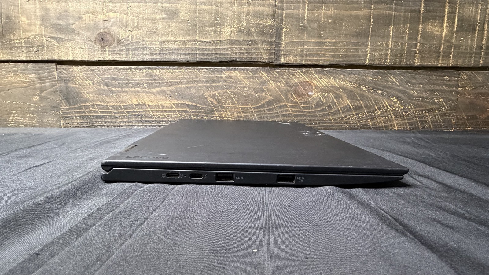 Lenovo ThinkPad X1 Yoga 2nd Gen Core i7-7500U 8GB RAM 180GB SSD No OS