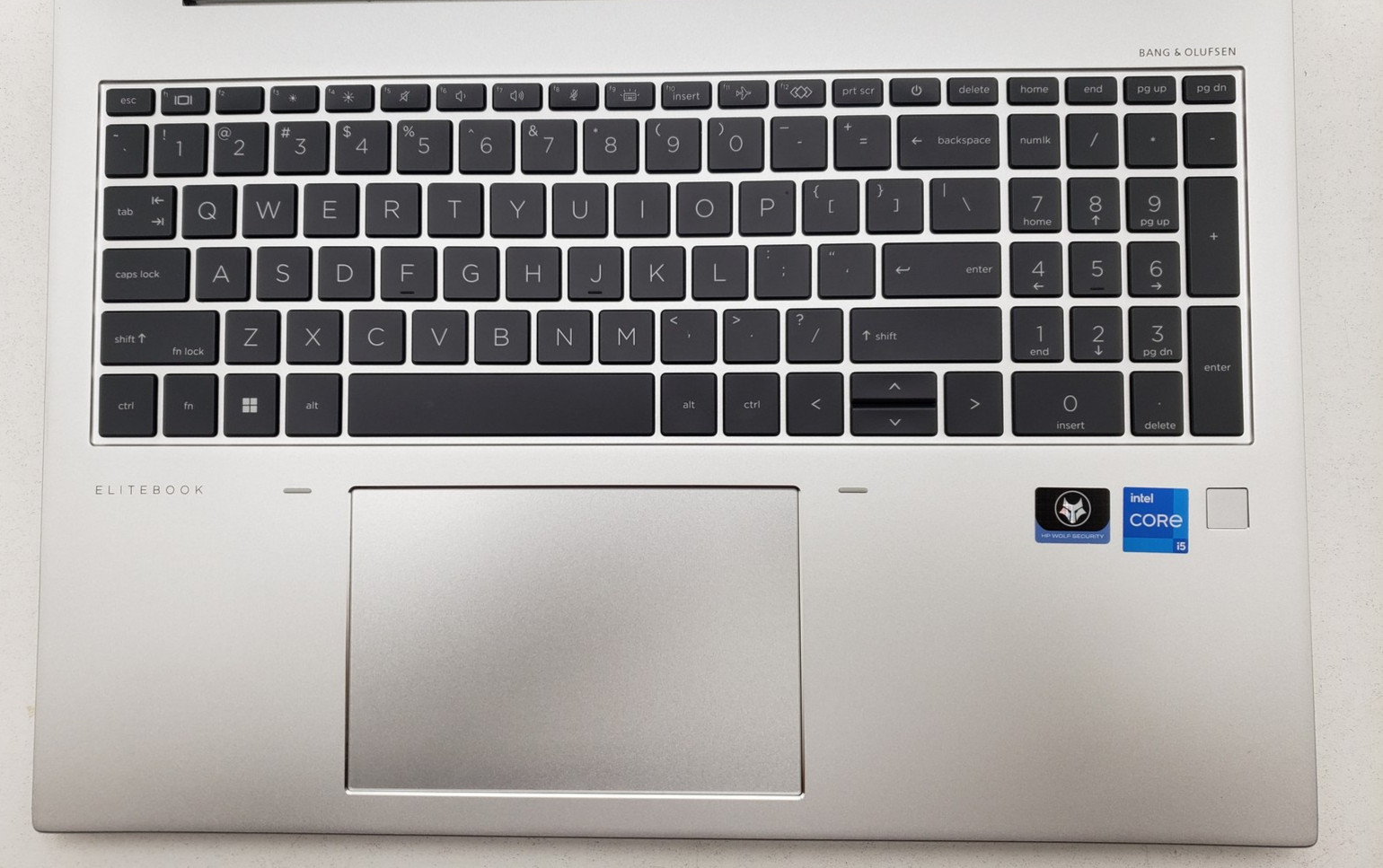 HP EliteBook 860 G9 16″ Intel i5-1235U 16GB RAM 512GB SSD Win 11 Pro Laptop PC.