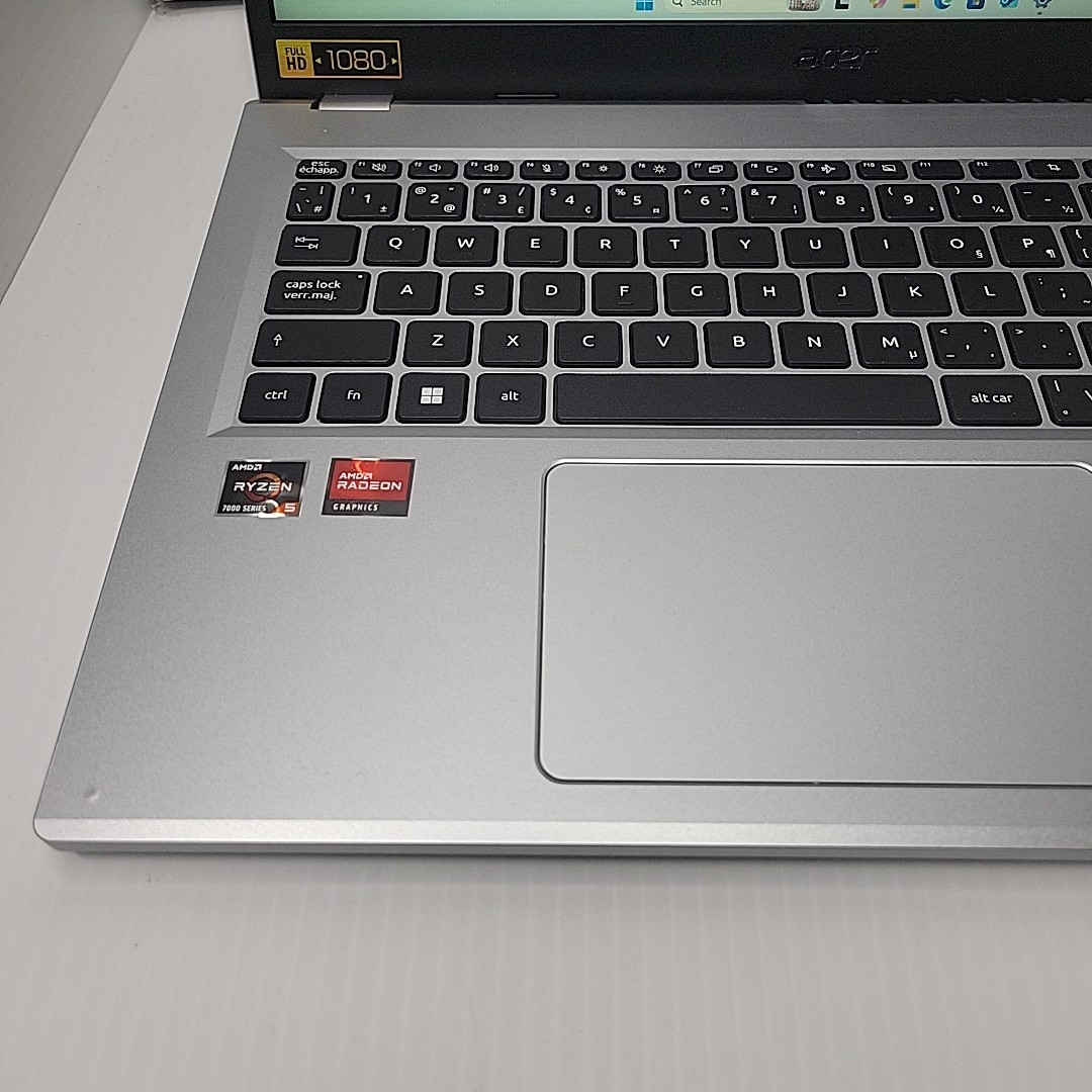 Acer Aspire 3 15 A315 Ryzen 5 7520U 2.8GHz 16GB Ram 512GB SSD Win 11 Home