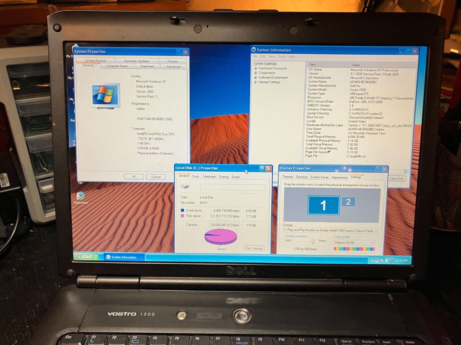 Dell Vostro 1500 Vintage Laptop 15″ C2D 1.4GHz 4GB RAM 120GB SSD Win XP HD Wifi